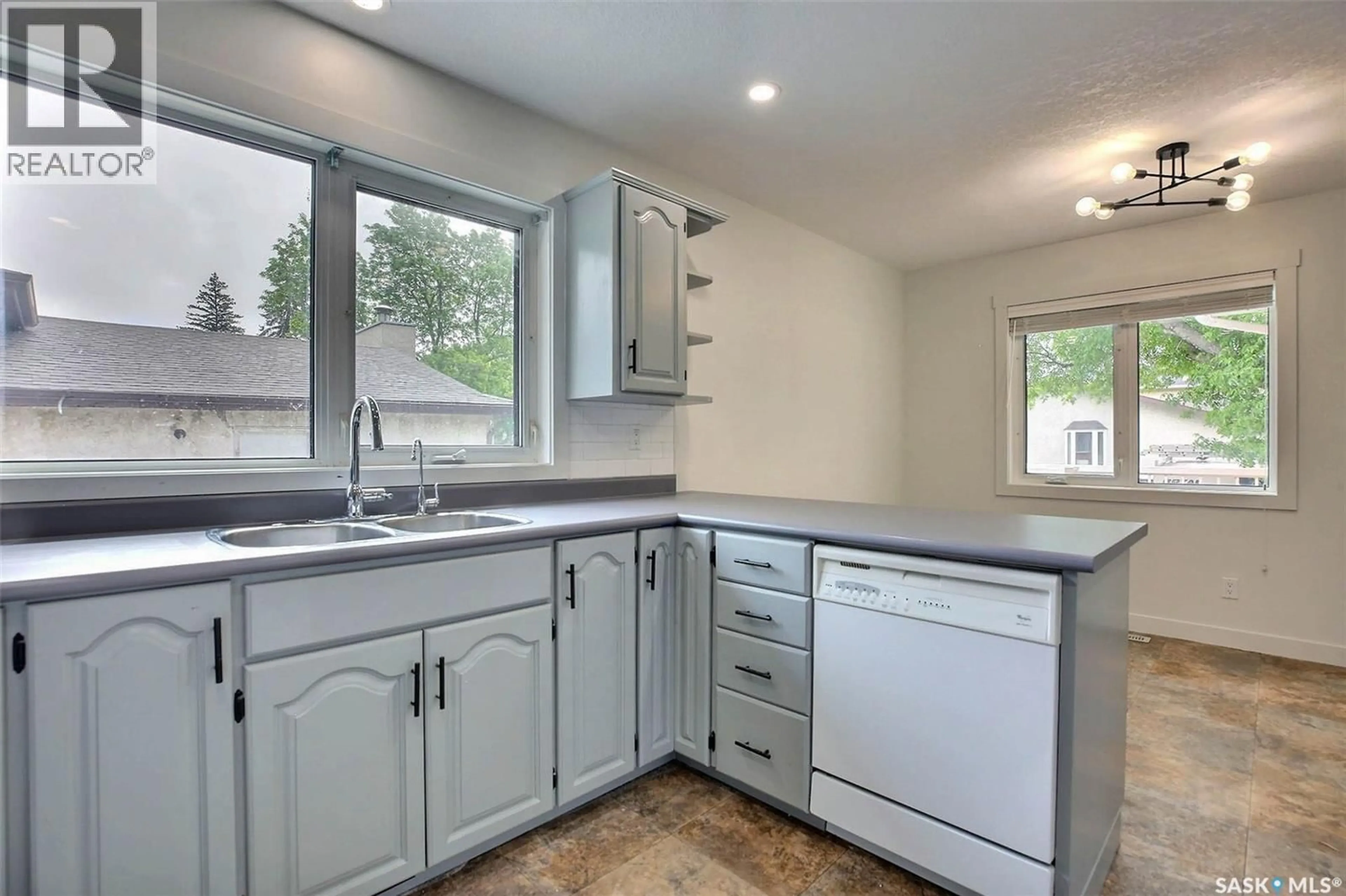 Unknown for 1606 7TH AVENUE, Regina Saskatchewan S4N5S6