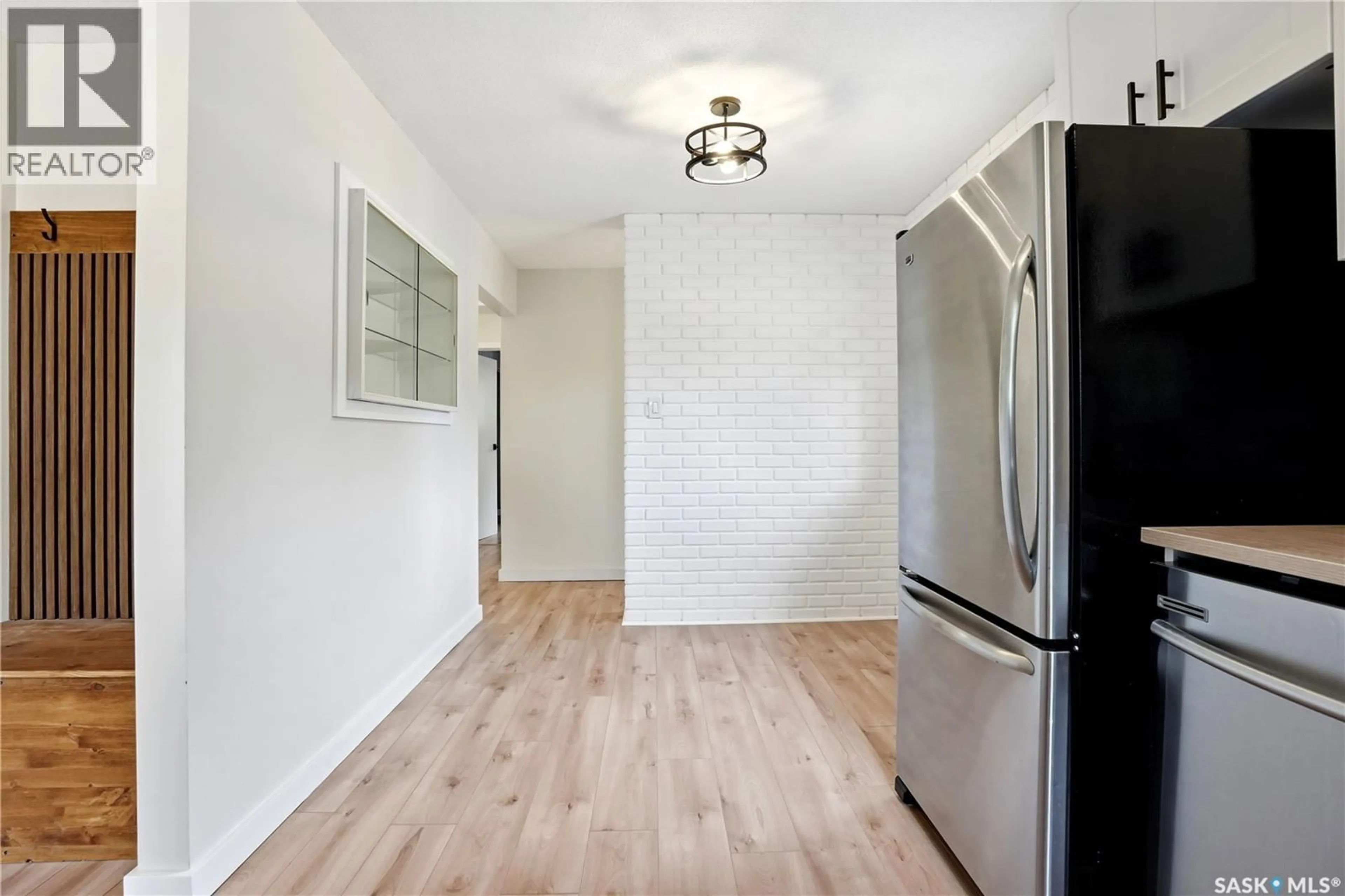 Unknown for 5929 MCKINLEY AVENUE, Regina Saskatchewan S4T6P5