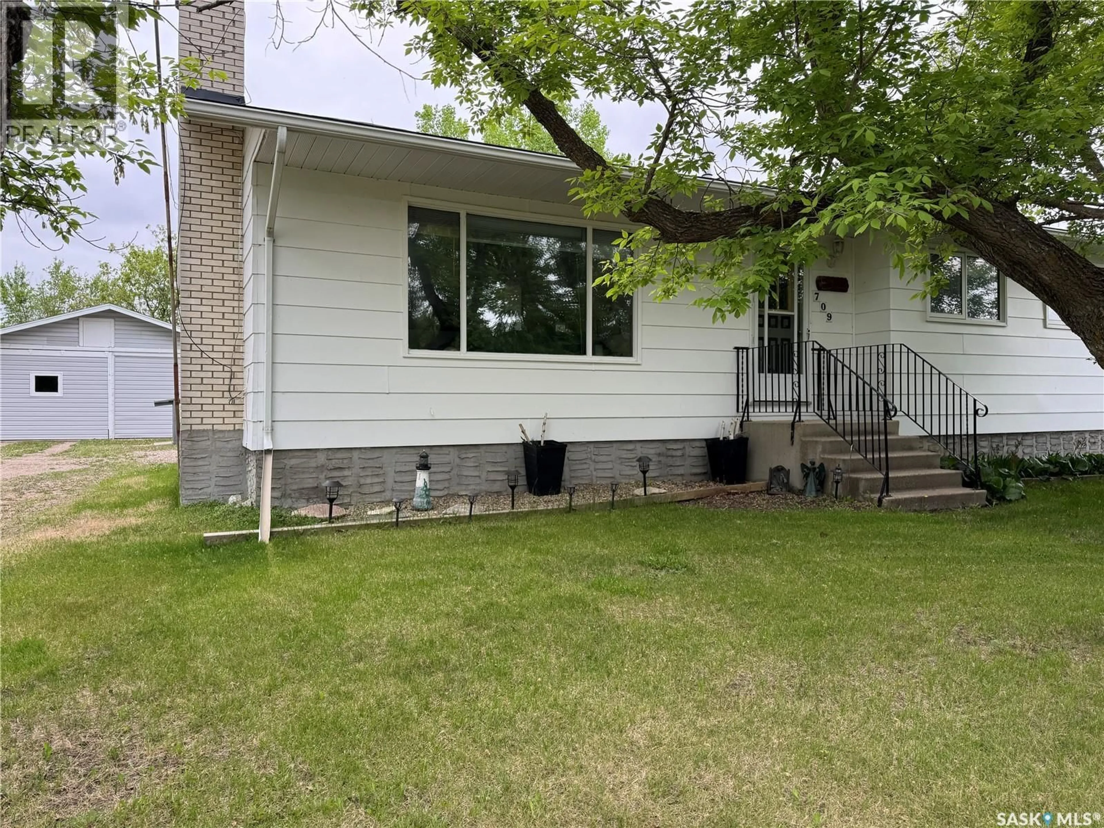Unknown for 709 BROADWAY STREET, Foam Lake Saskatchewan S0A1A0