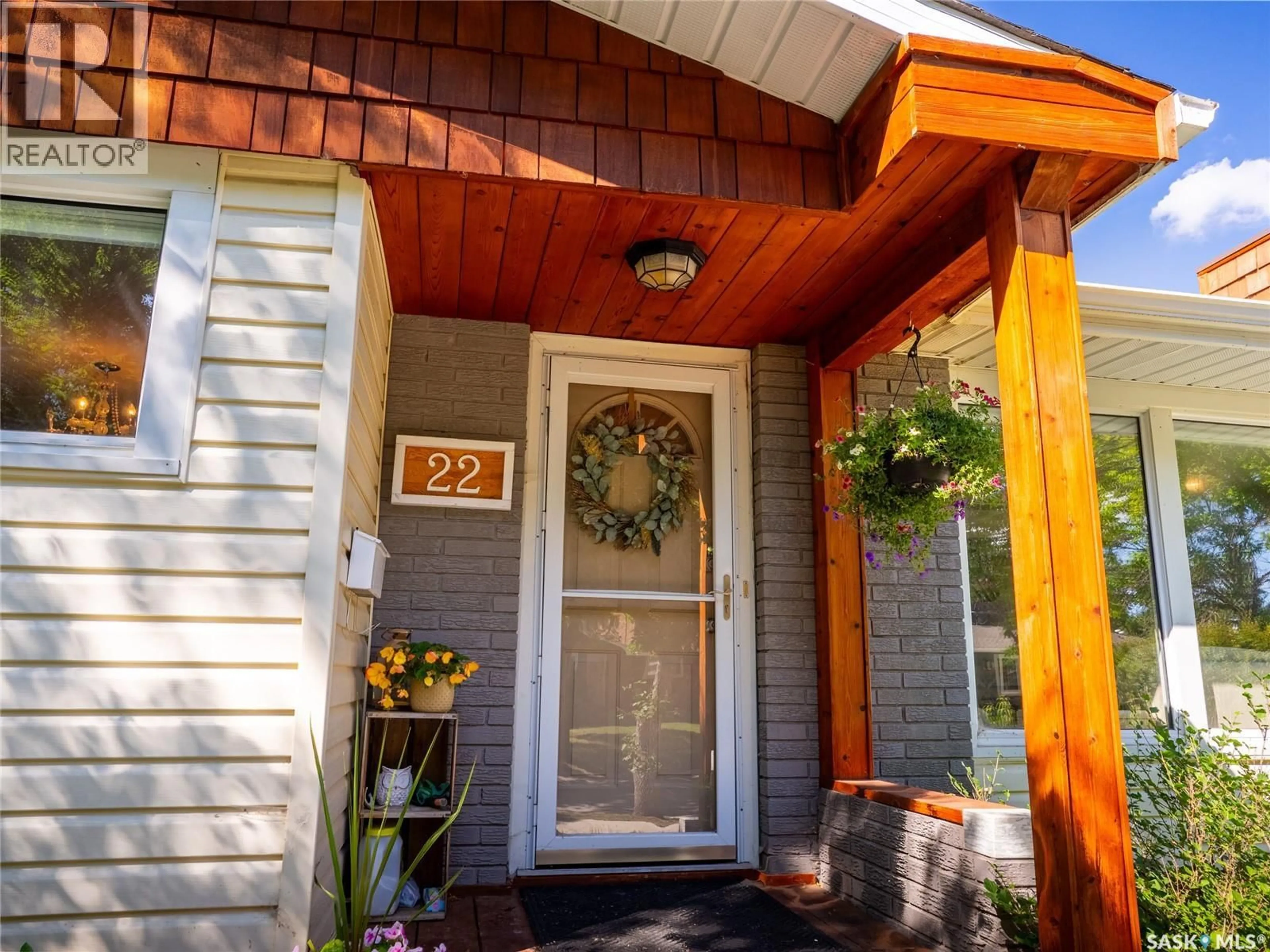 Unknown for 22 CALDER CRESCENT, Regina Saskatchewan S4S4A6