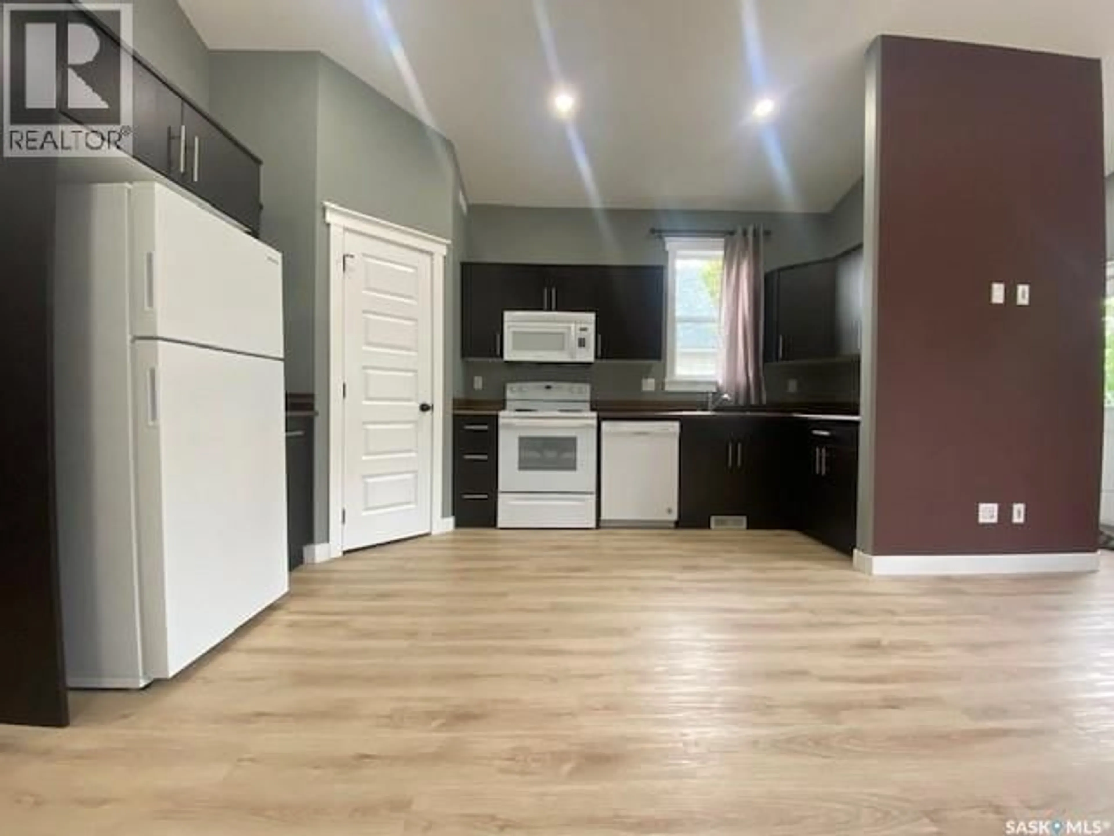 Unknown for 1841 CONNAUGHT STREET, Regina Saskatchewan S4T4T4