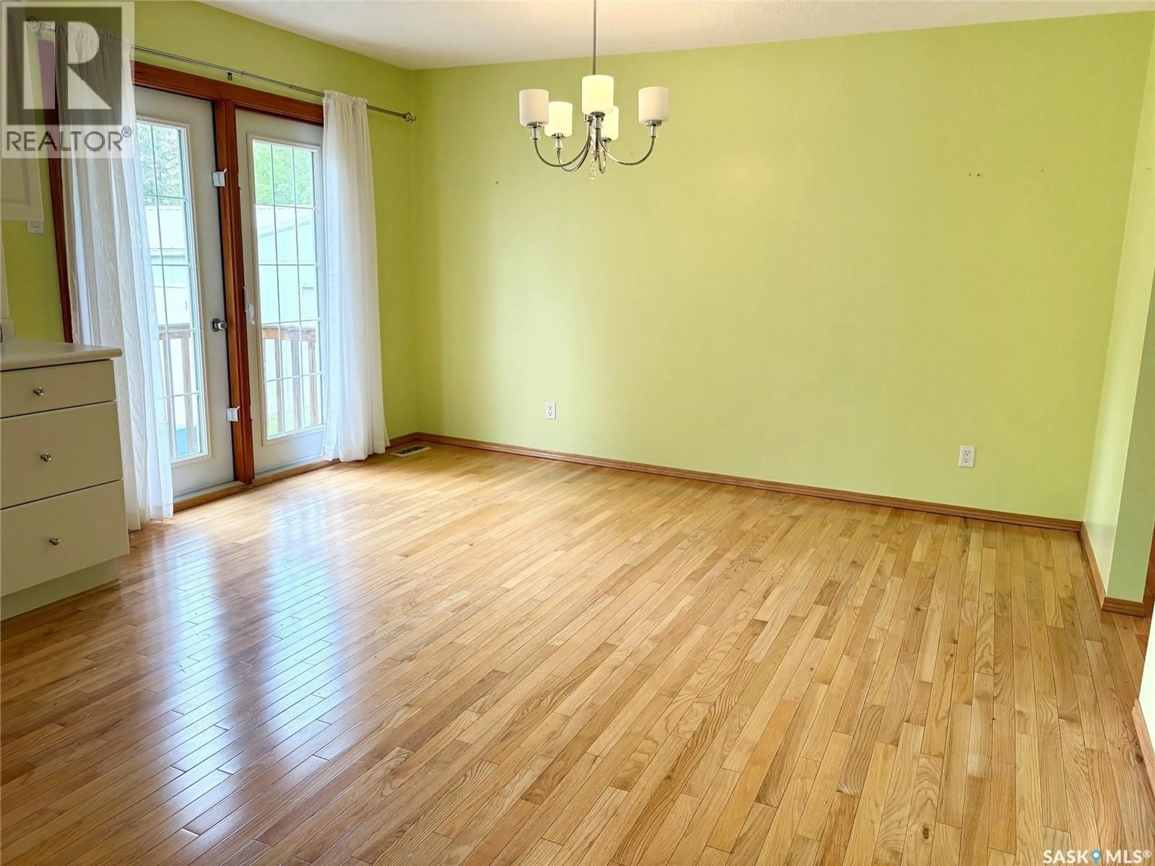 A pic of a room for 70 CLAREWOOD CRESCENT, Yorkton Saskatchewan S3N2V2