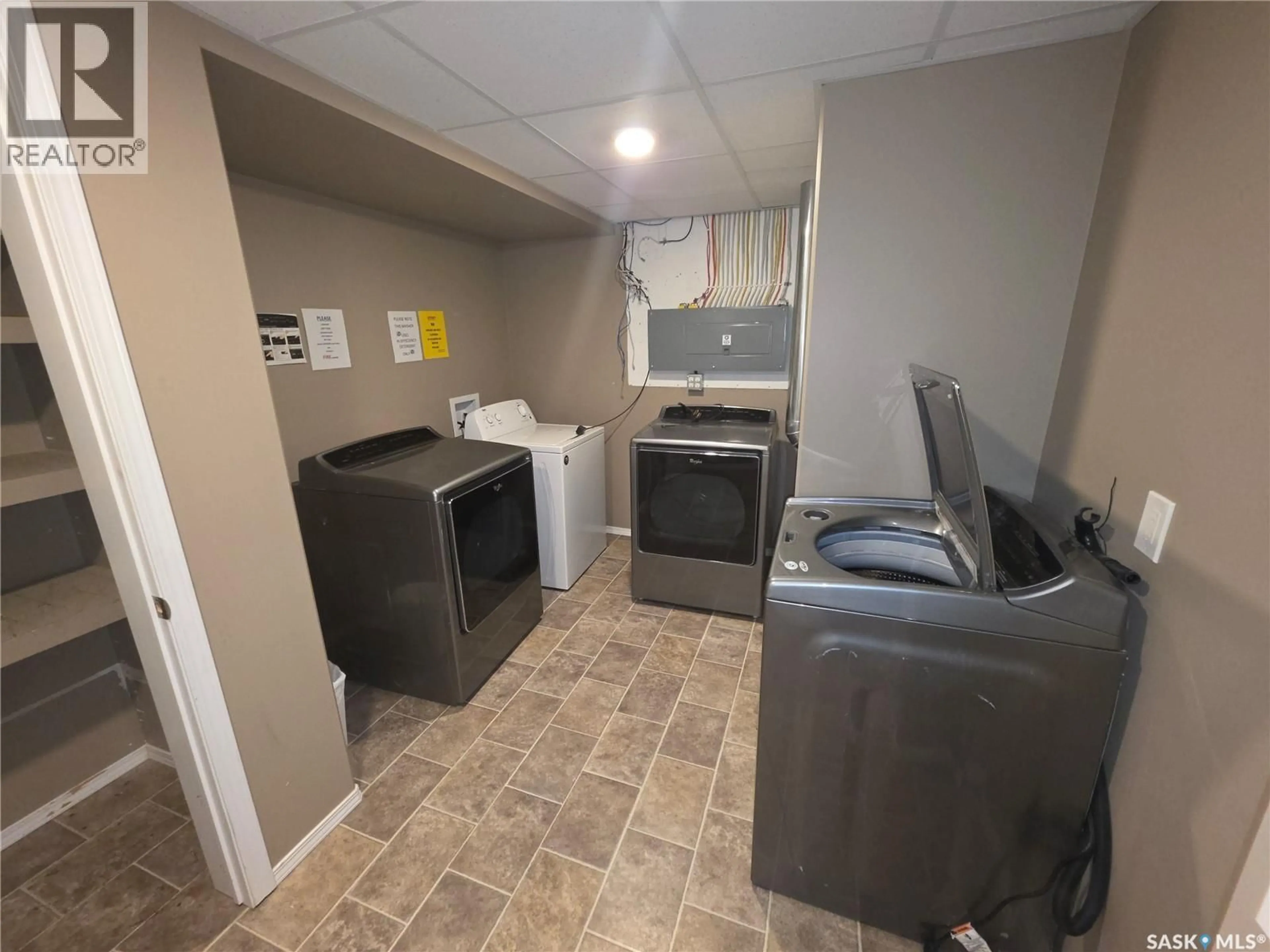 Laundry room for 714 COLUMBIA AVENUE, Kerrobert Saskatchewan S0L1R0