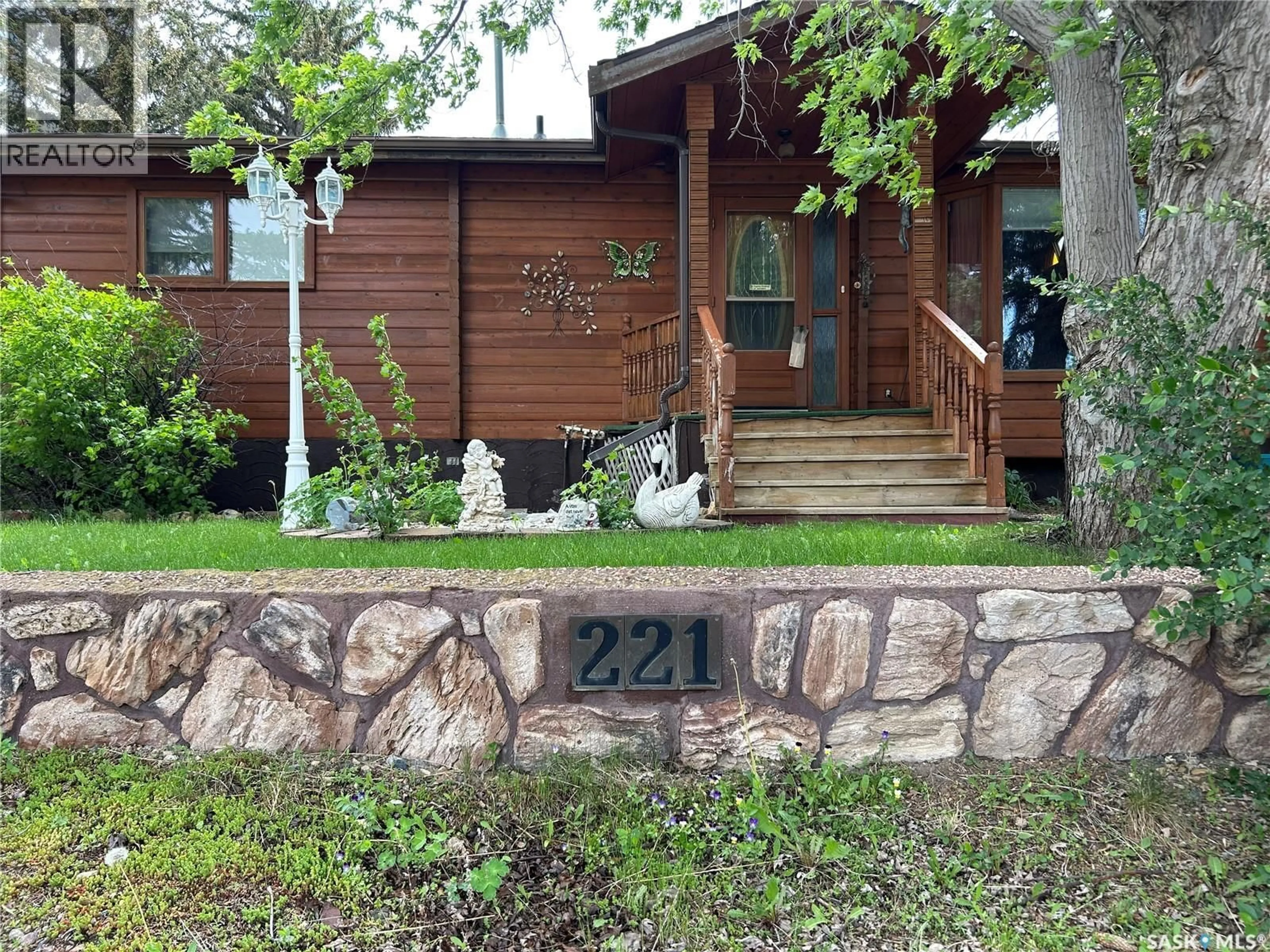 Unknown for 221 1ST STREET, Coronach Saskatchewan S0H0Z0
