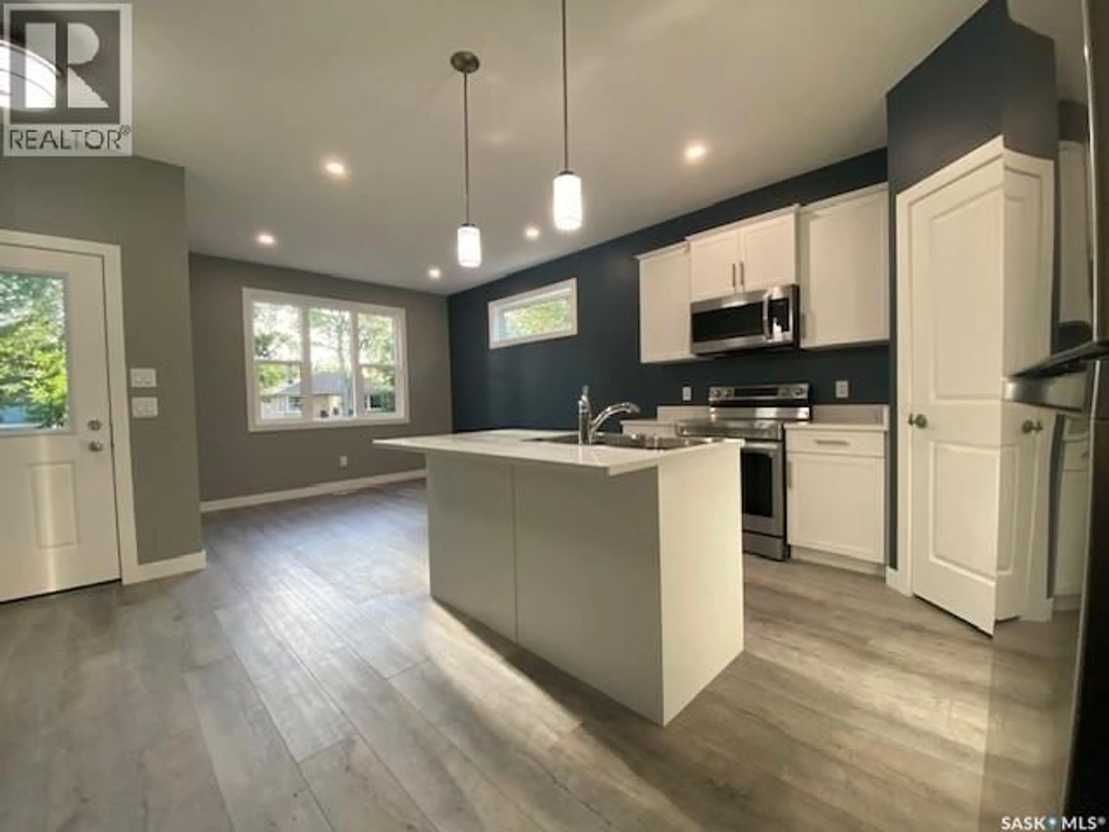 Open concept kitchen, unknown for 3067 ELPHINSTONE STREET, Regina Saskatchewan S4S2A6