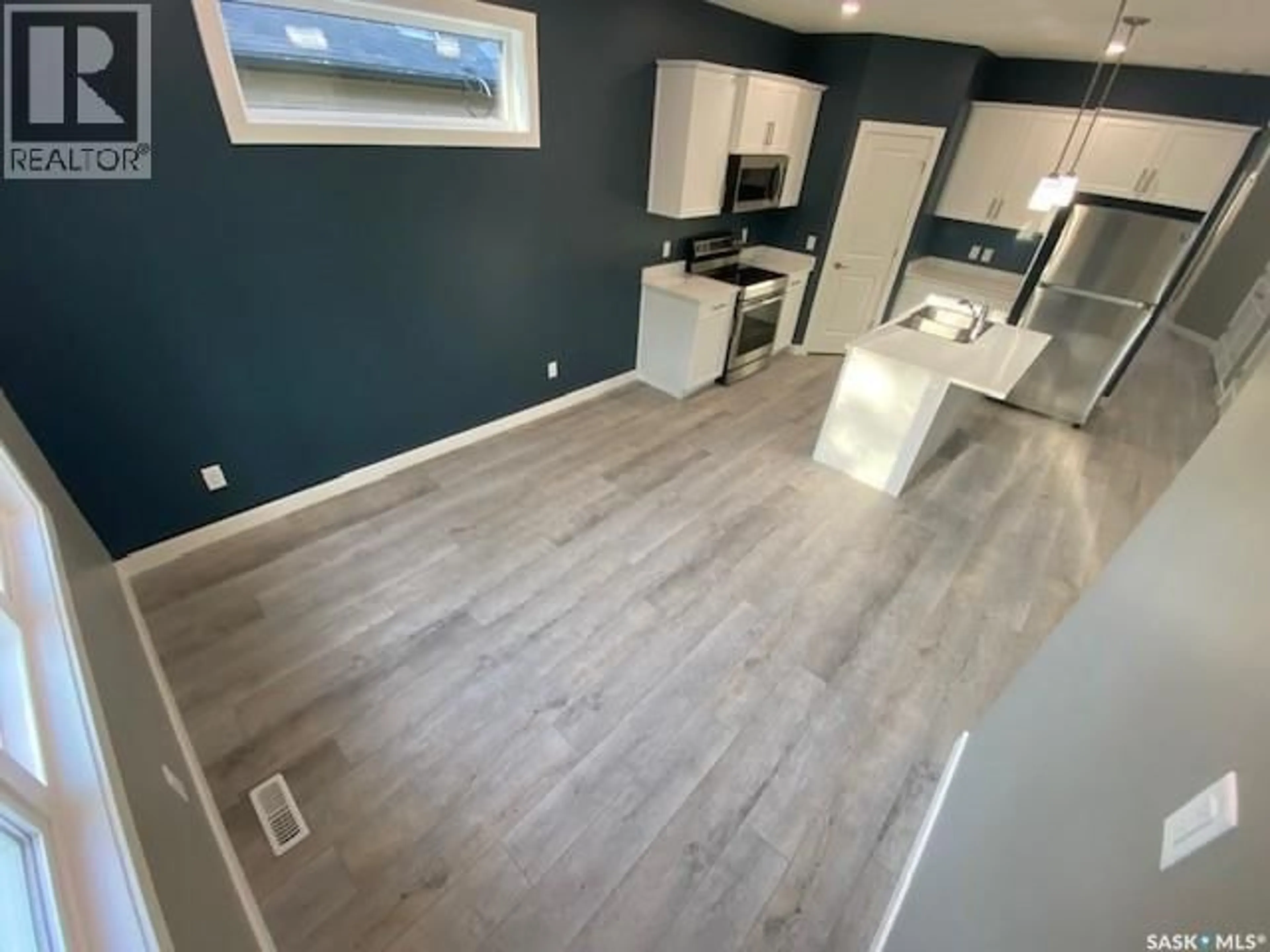 A pic of a room for 3067 ELPHINSTONE STREET, Regina Saskatchewan S4S2A6