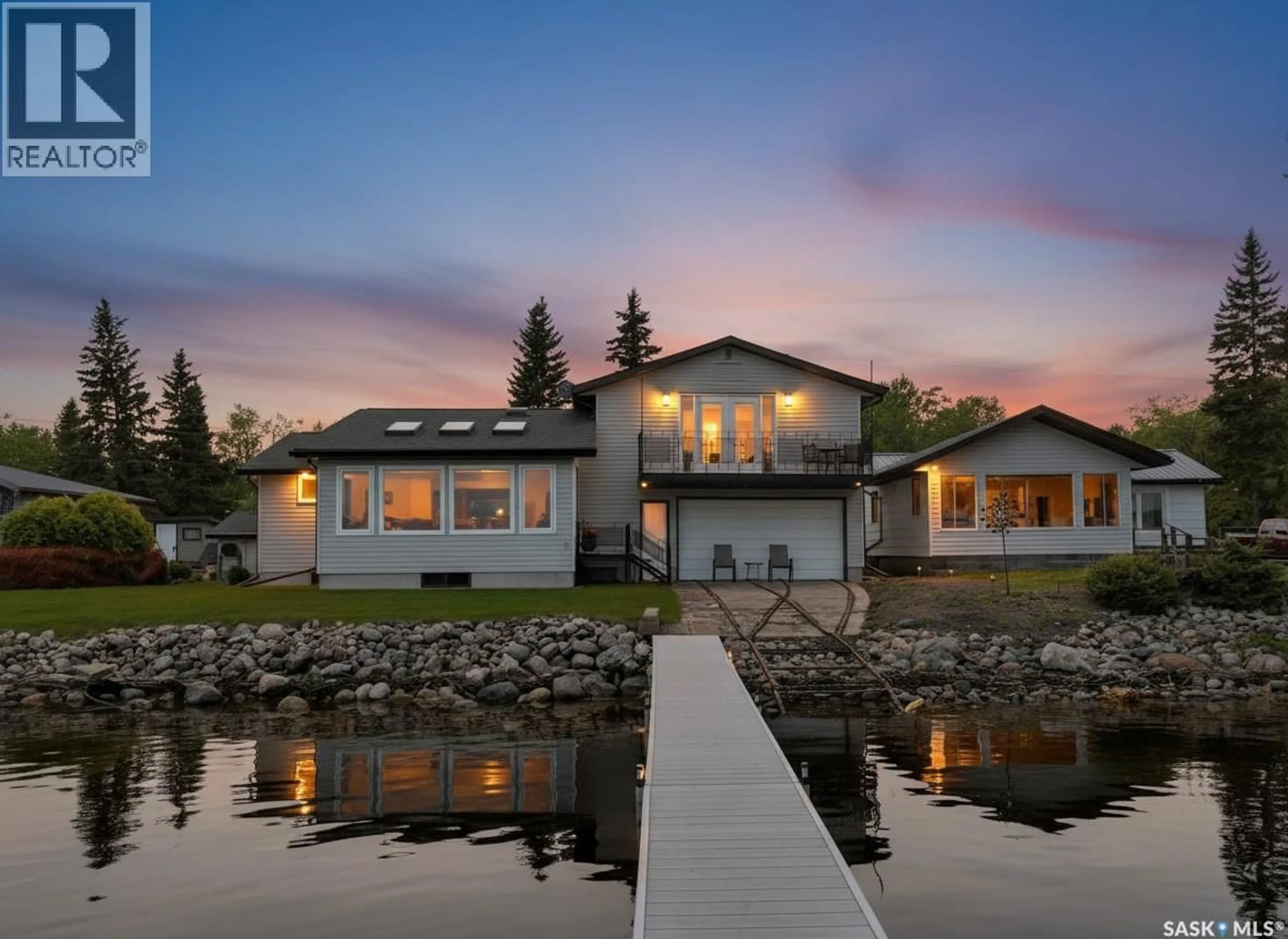 Home with vinyl exterior material, water/lake/river/ocean view for 48 LAKEVIEW DRIVE, Candle Lake Saskatchewan S0J3E0
