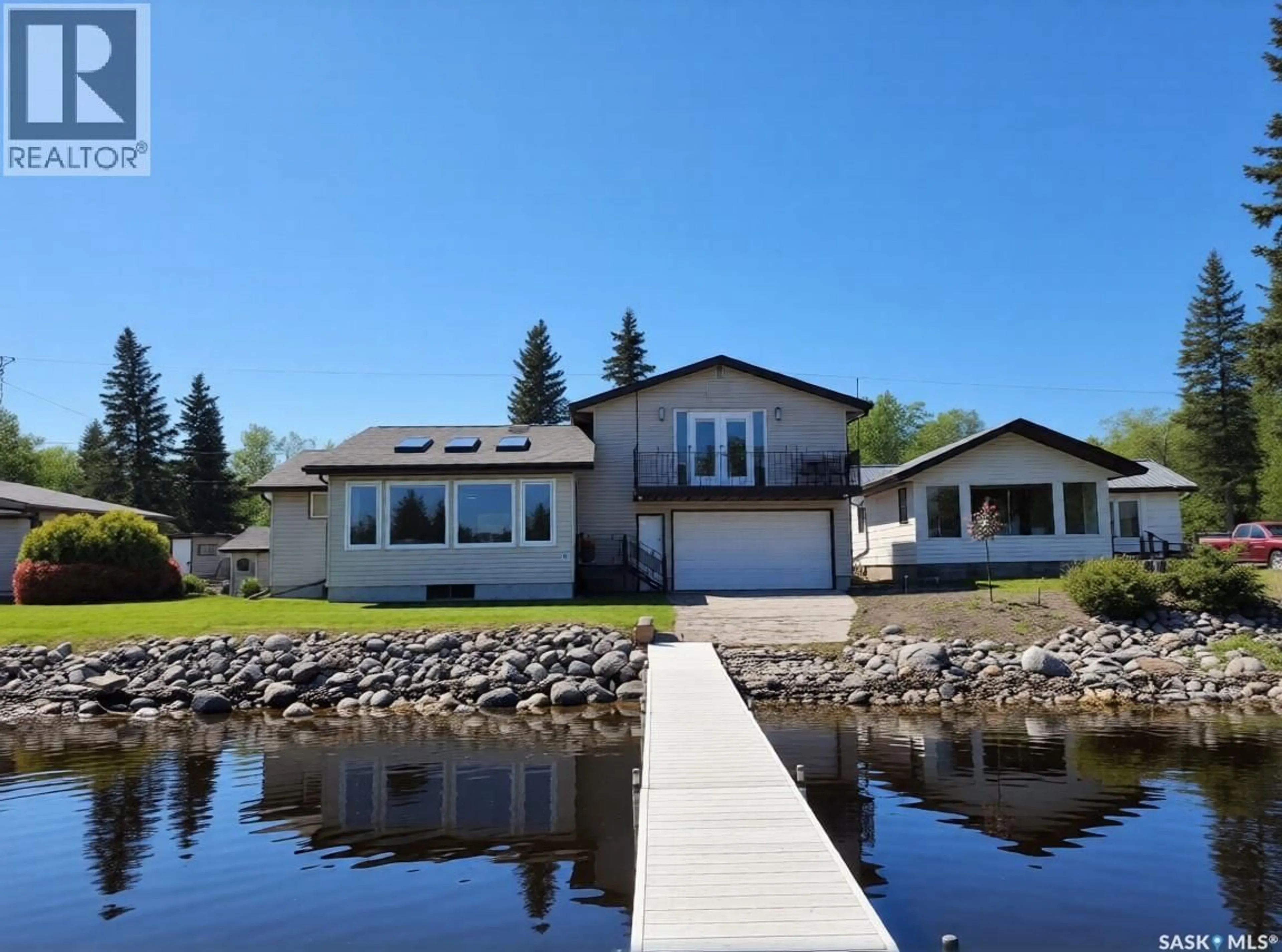 Home with vinyl exterior material, water/lake/river/ocean view for 48 LAKEVIEW DRIVE, Candle Lake Saskatchewan S0J3E0