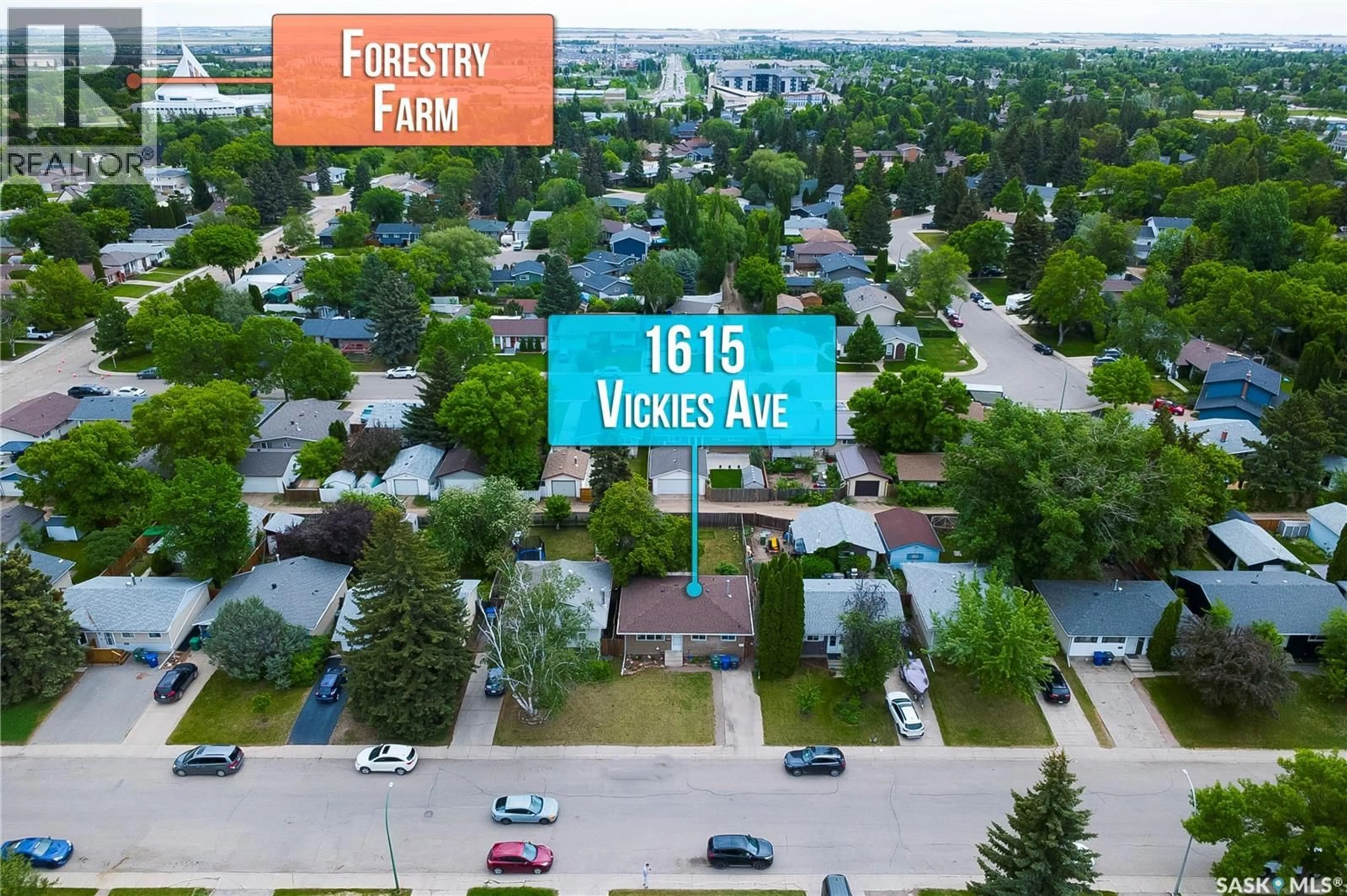 A pic from outside/outdoor area/front of a property/back of a property/a pic from drone, street for 1615 VICKIES AVENUE, Saskatoon Saskatchewan S7N2P2