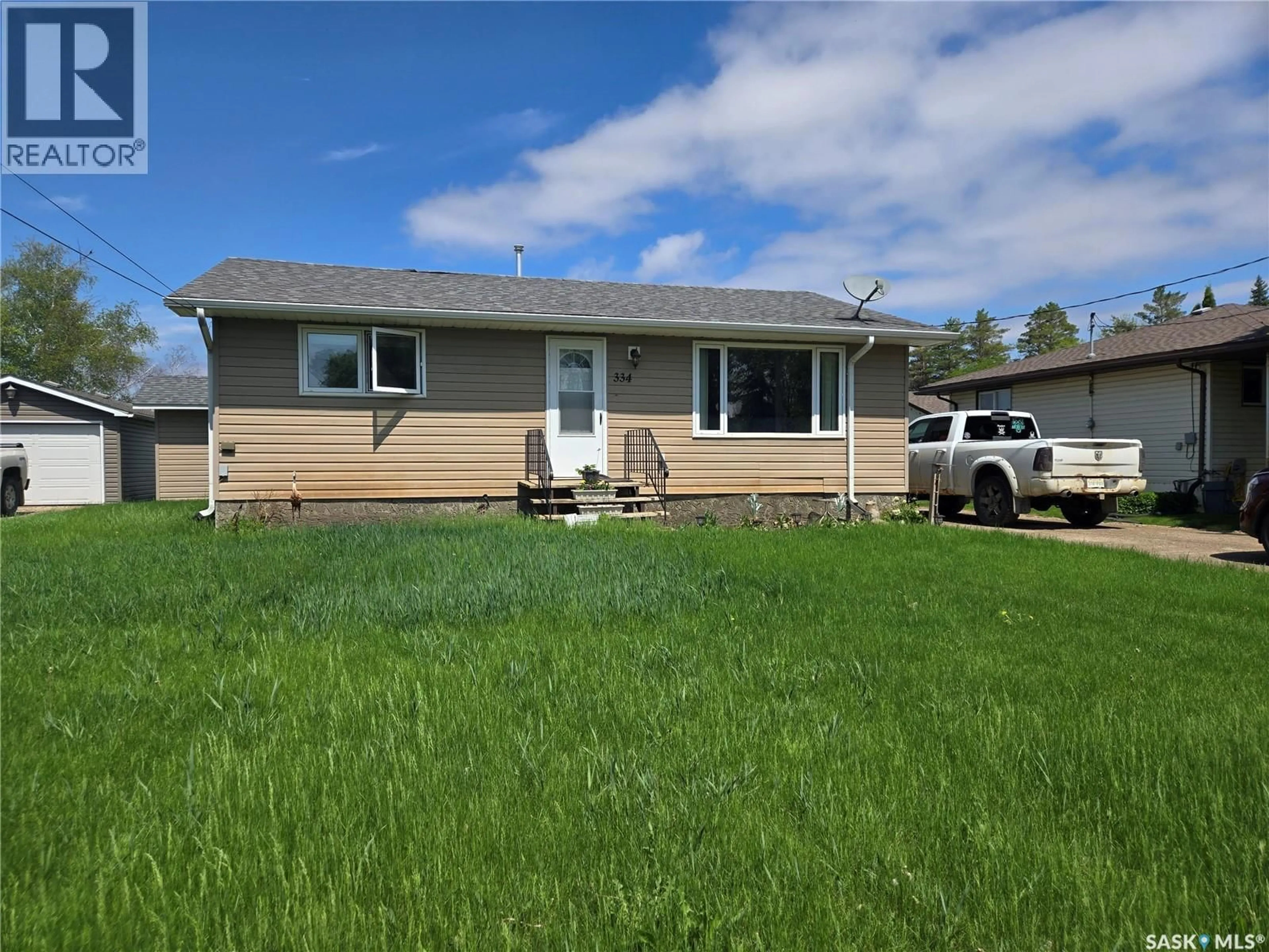 Home with vinyl exterior material, unknown for 334 MOLTKE AVENUE, Windthorst Saskatchewan S0G5G0