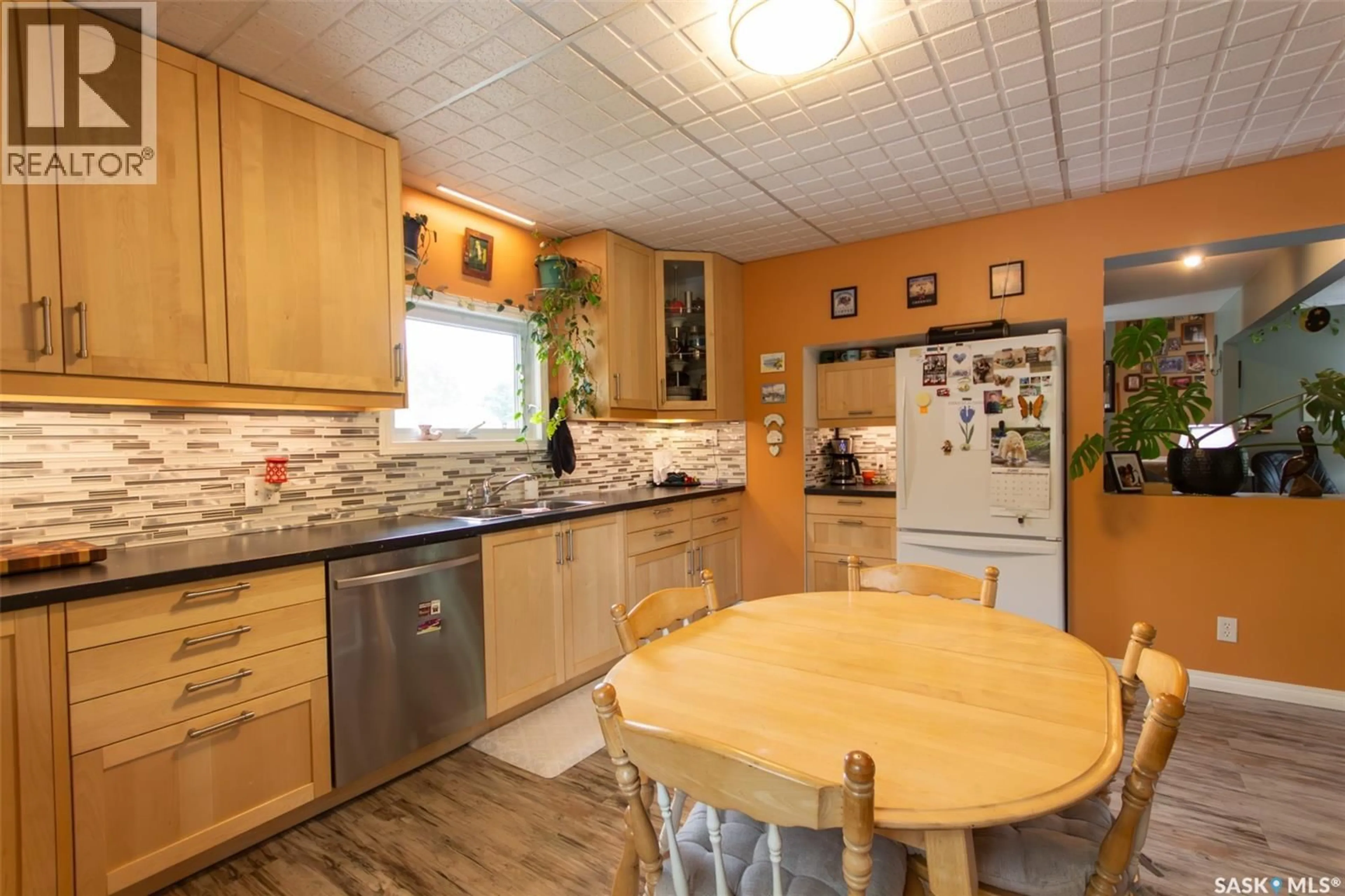 Standard kitchen, ceramic/tile floor for 1062 112TH STREET, North Battleford Saskatchewan S9A2L3