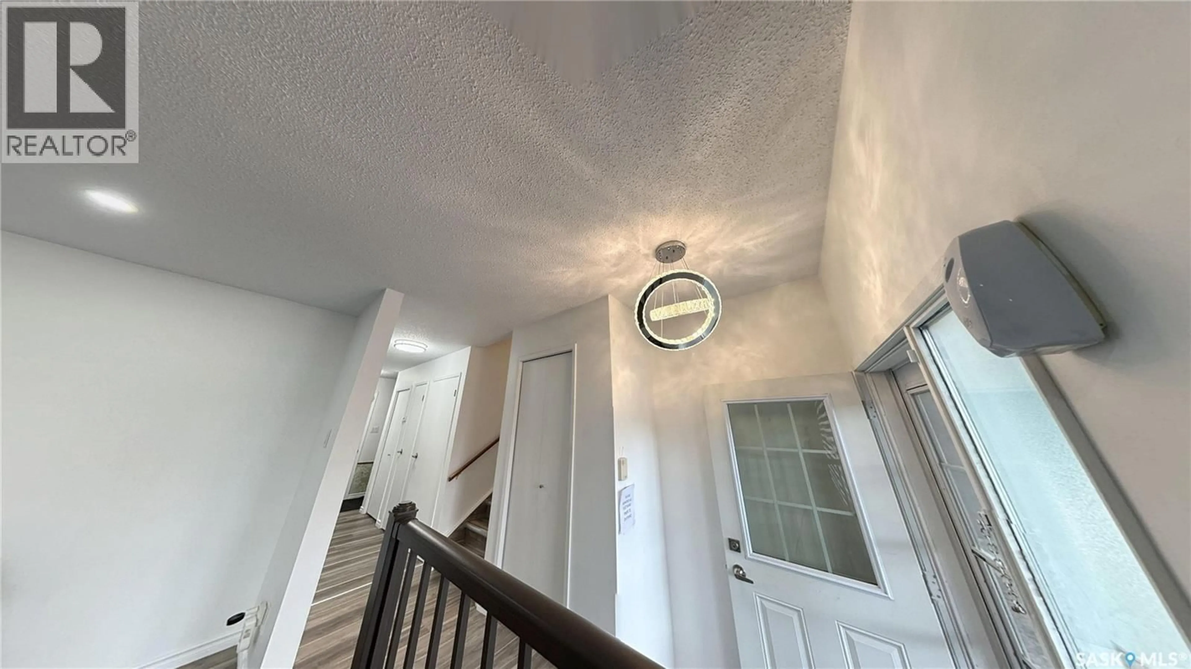 Unknown for 2 MCDOUGALL CRESCENT, Saskatoon Saskatchewan S7L5C1
