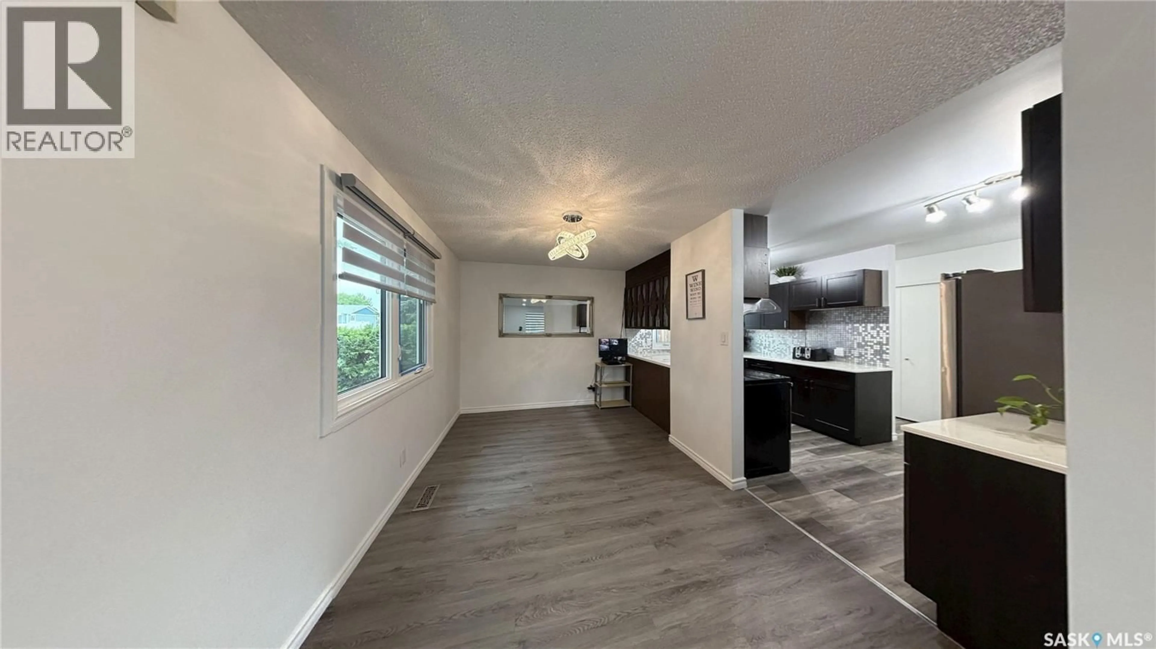 A pic of a room for 2 MCDOUGALL CRESCENT, Saskatoon Saskatchewan S7L5C1