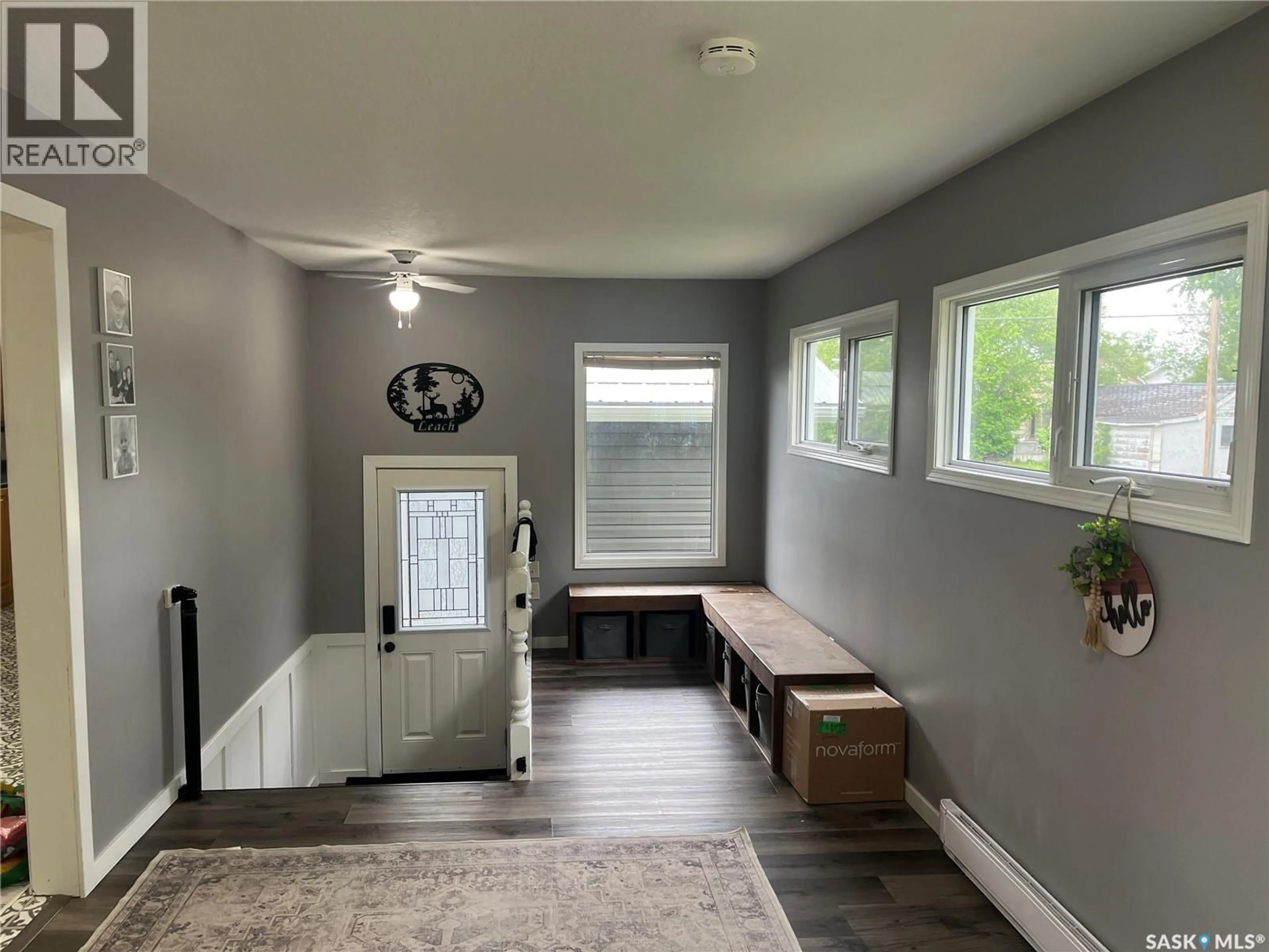 Indoor entryway for 61 2ND STREET, Wadena Saskatchewan S0A4J0