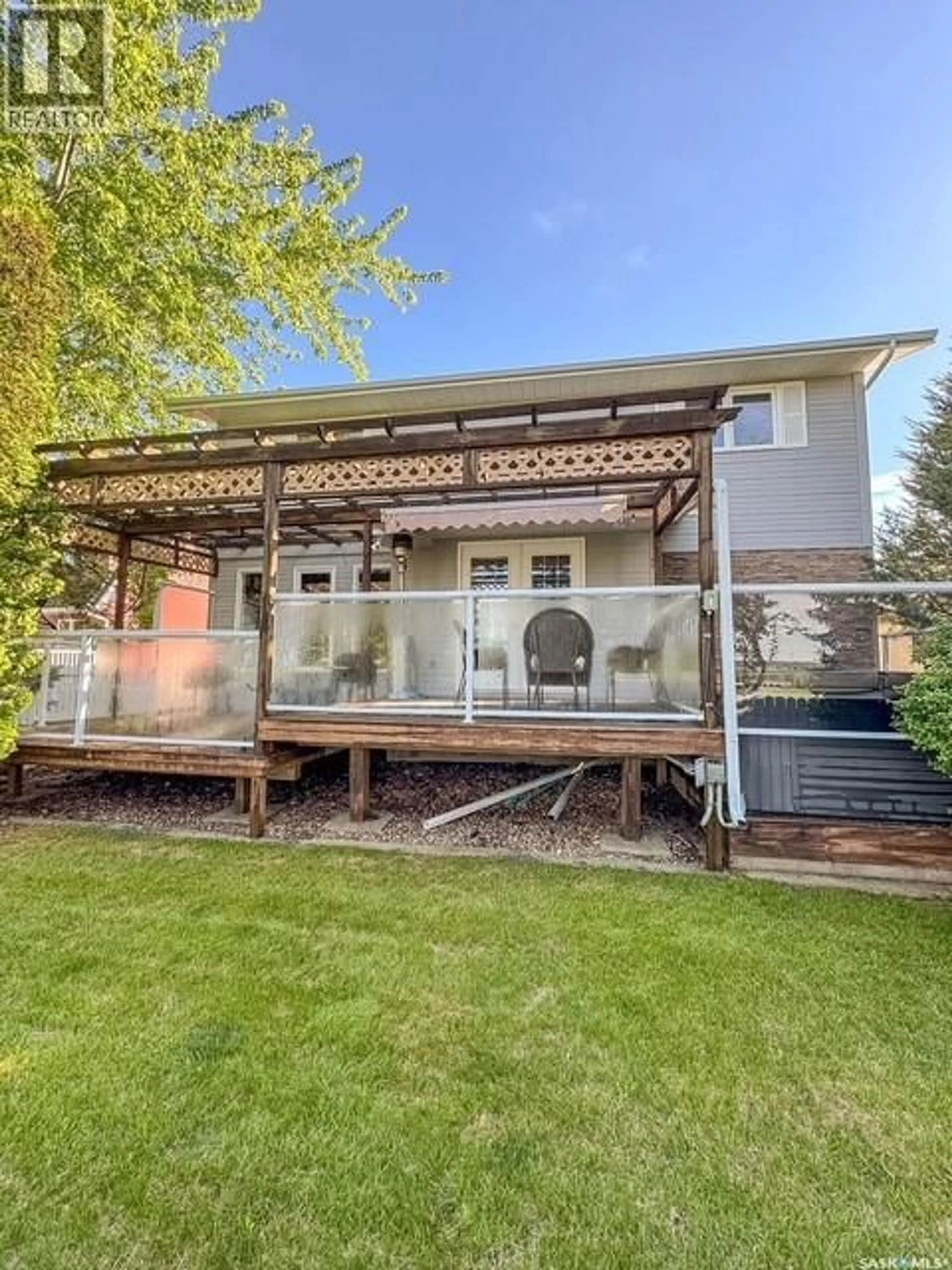 Home with vinyl exterior material, unknown for 418 CURRY CRESCENT, Swift Current Saskatchewan S9H4X4