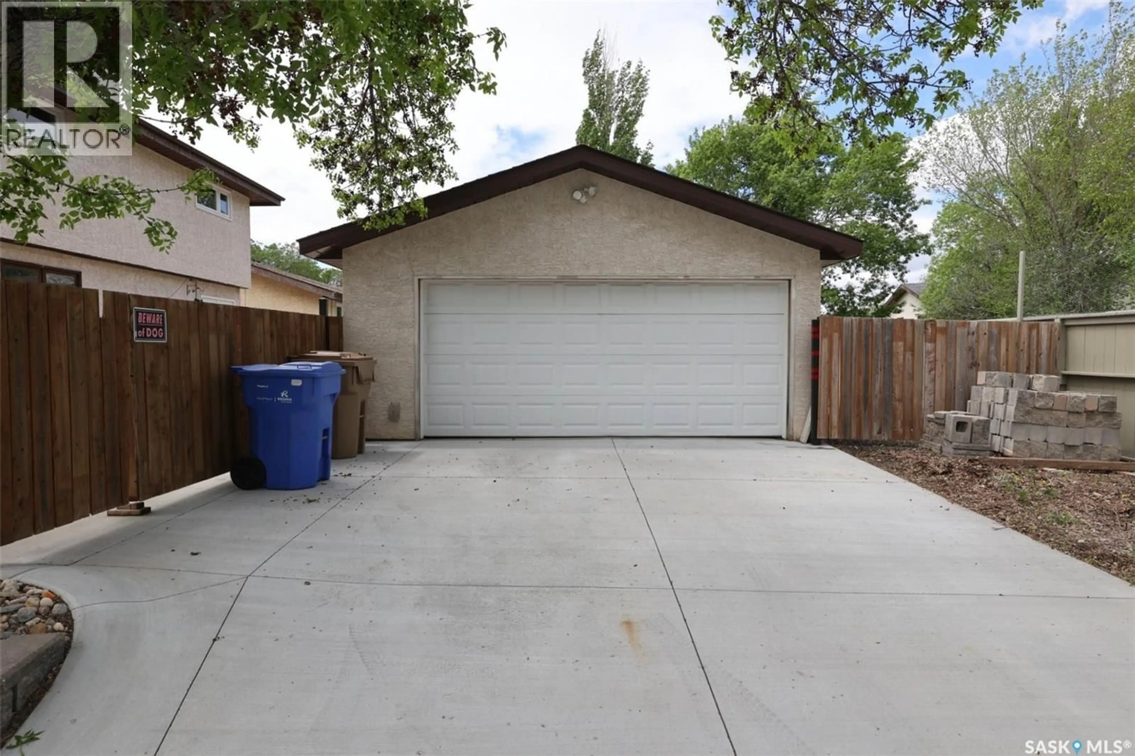 Unknown for 6402 DALGLIESH DRIVE, Regina Saskatchewan S4X2R2