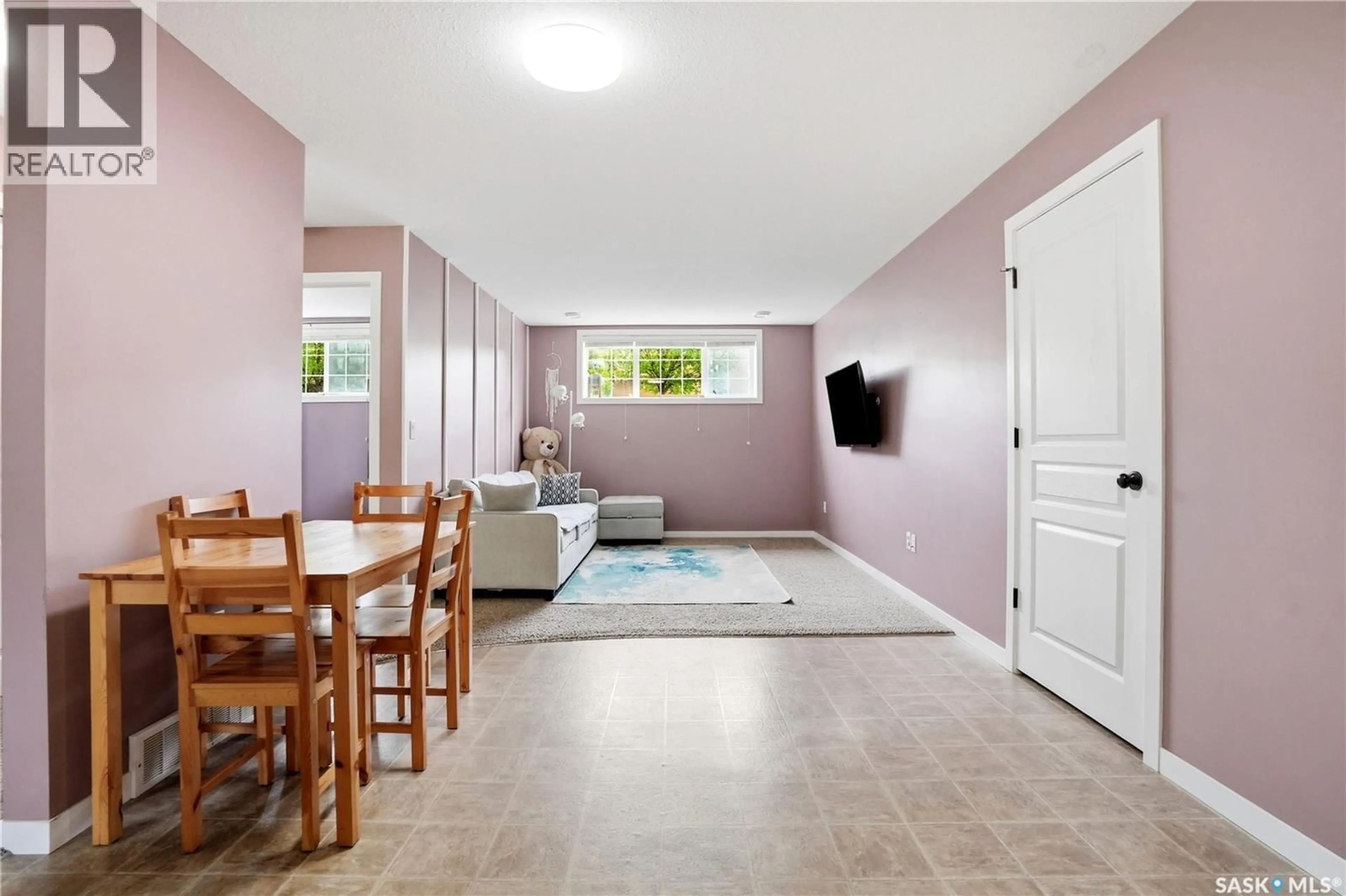Living room with furniture, unknown for 39 - 4640 HARBOUR LANDING DRIVE, Regina Saskatchewan S4W0B8