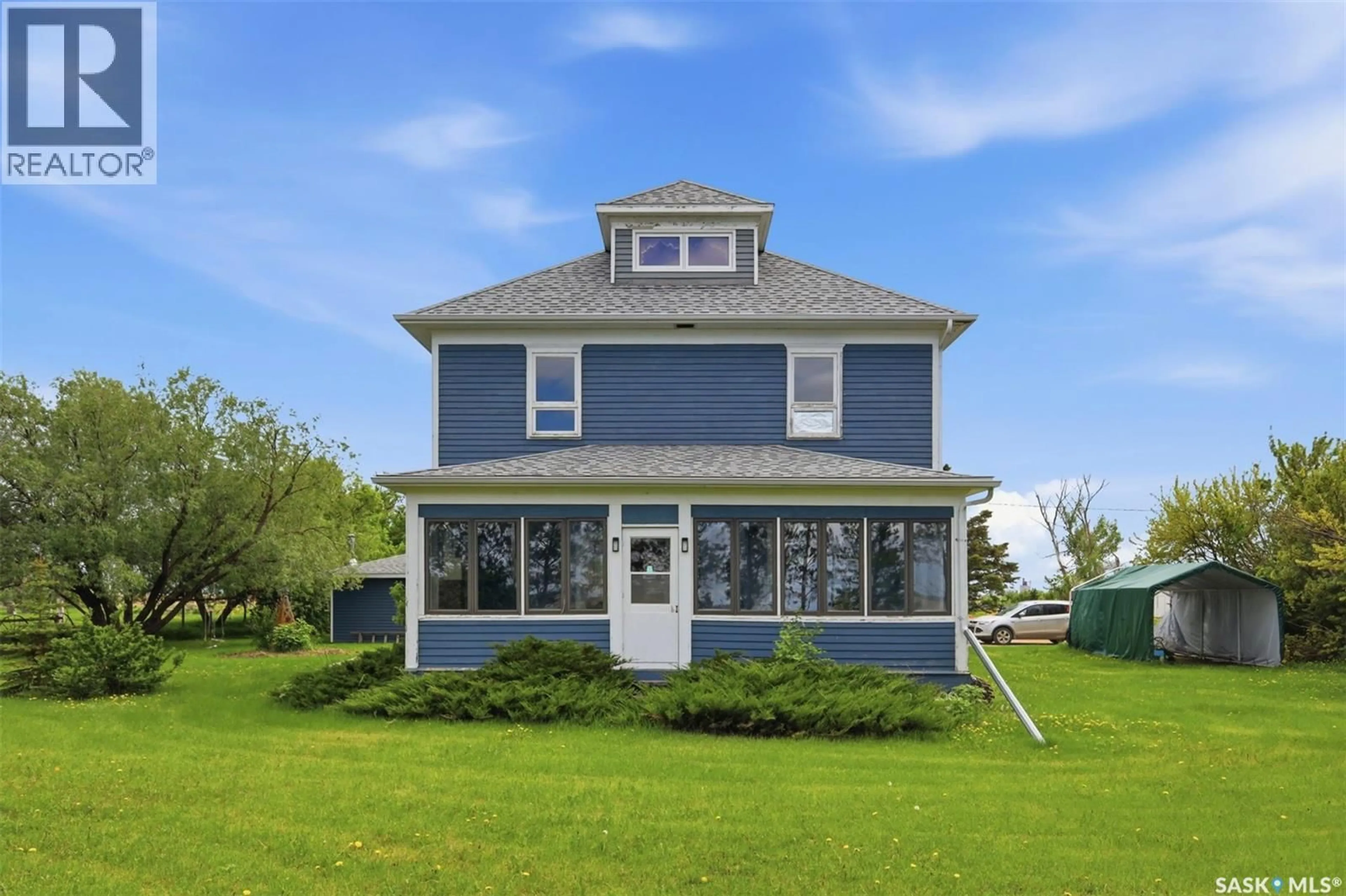 Home with vinyl exterior material, water/lake/river/ocean view for LAND OF THE LIVING SKIES ACREAGE, Davidson Saskatchewan S0G1A0