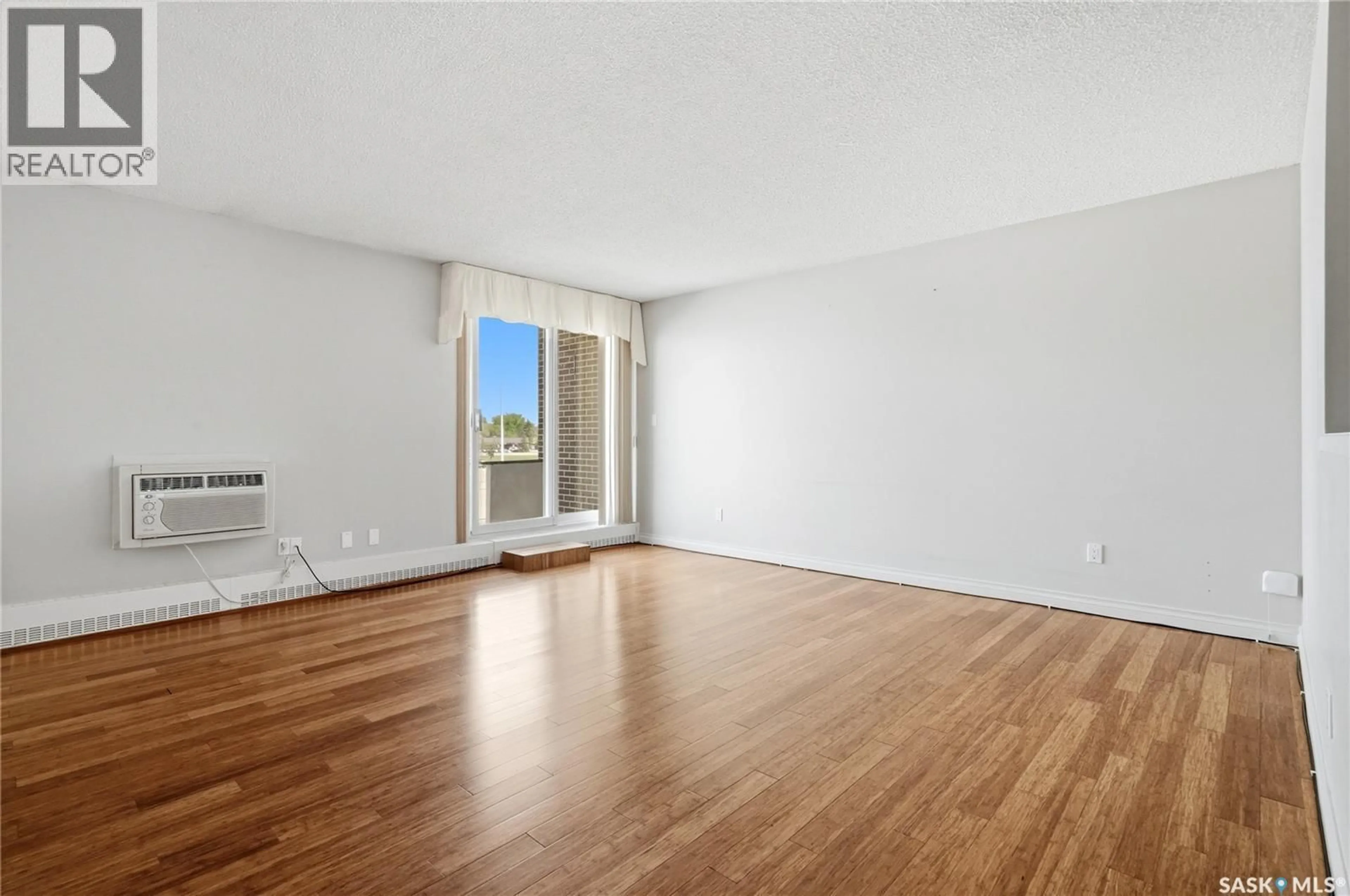 A pic of a room for 201 4545 RAE STREET, Regina Saskatchewan S4S3B2