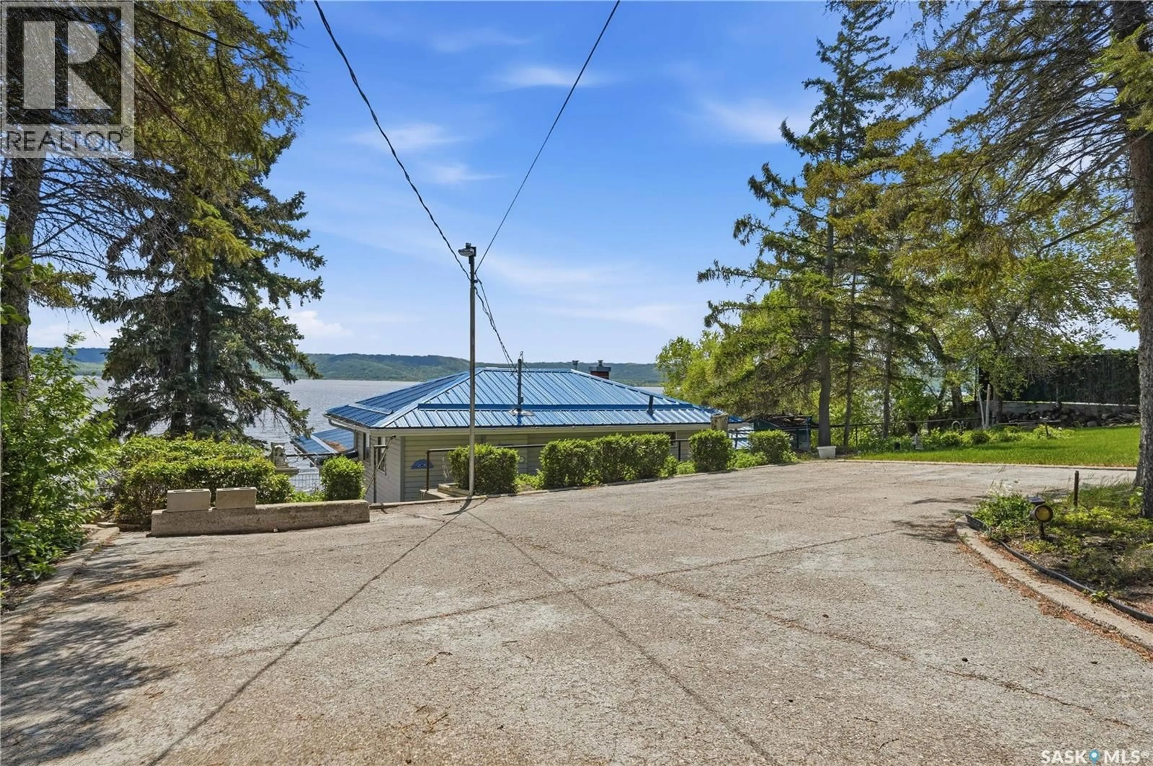 Patio, water/lake/river/ocean view for 396 PASQUA LAKE ROAD, North Qu'Appelle Rm No. 187 Saskatchewan S0G1S0