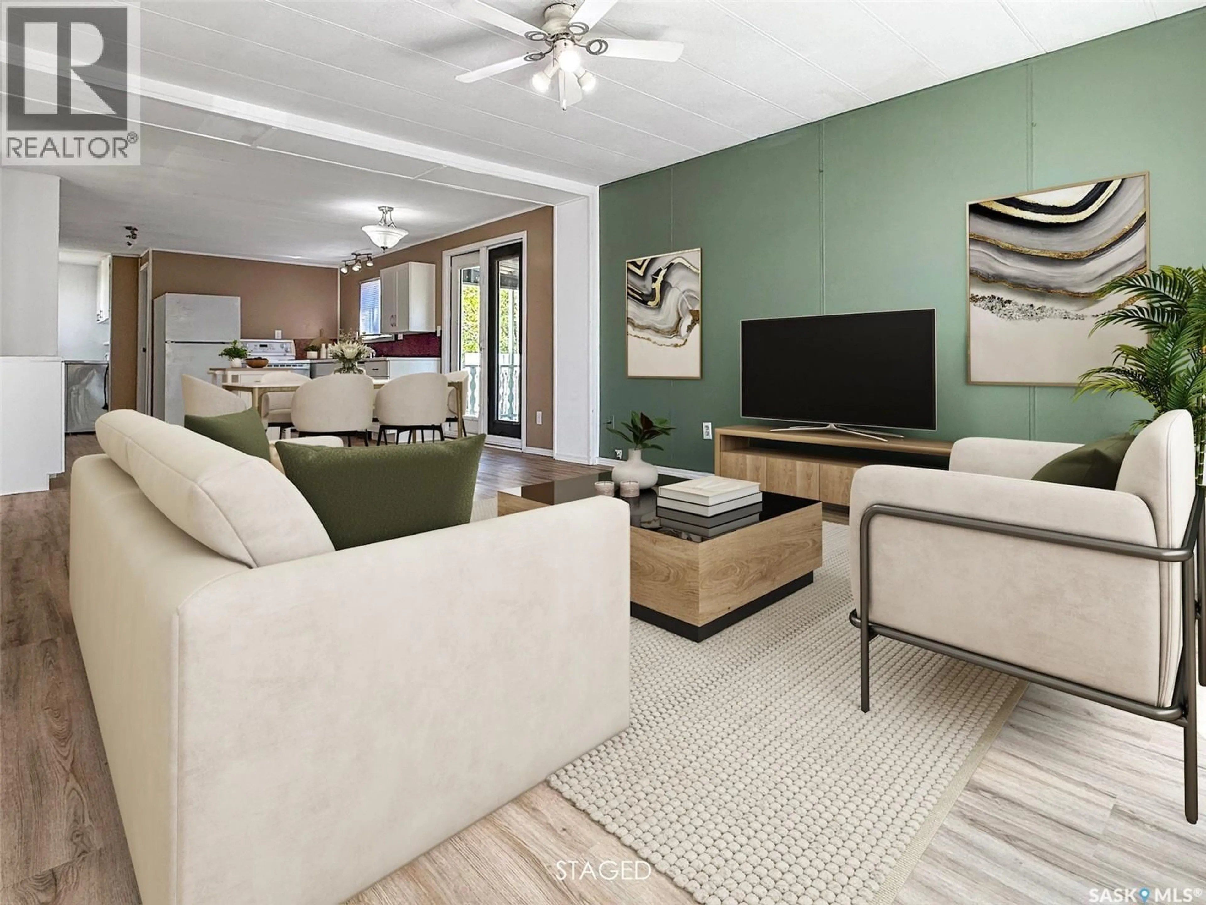 Living room with furniture, unknown for 10 PRAIRIE SUN COURT, Swift Current Saskatchewan S9H3X6
