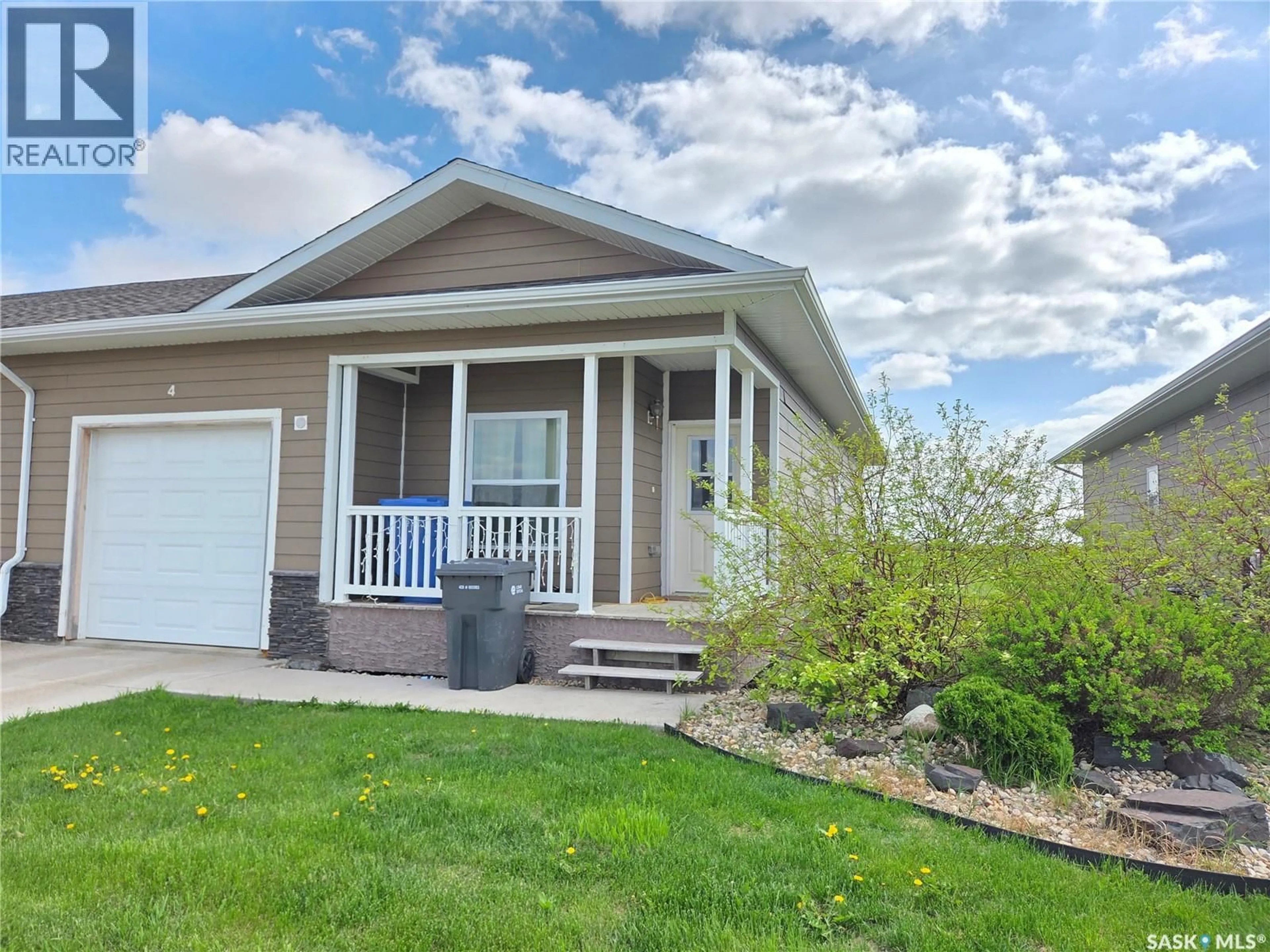 Home with vinyl exterior material, unknown for 4 - 4 RUCKLE ROAD, Carlyle Saskatchewan S0C0R0