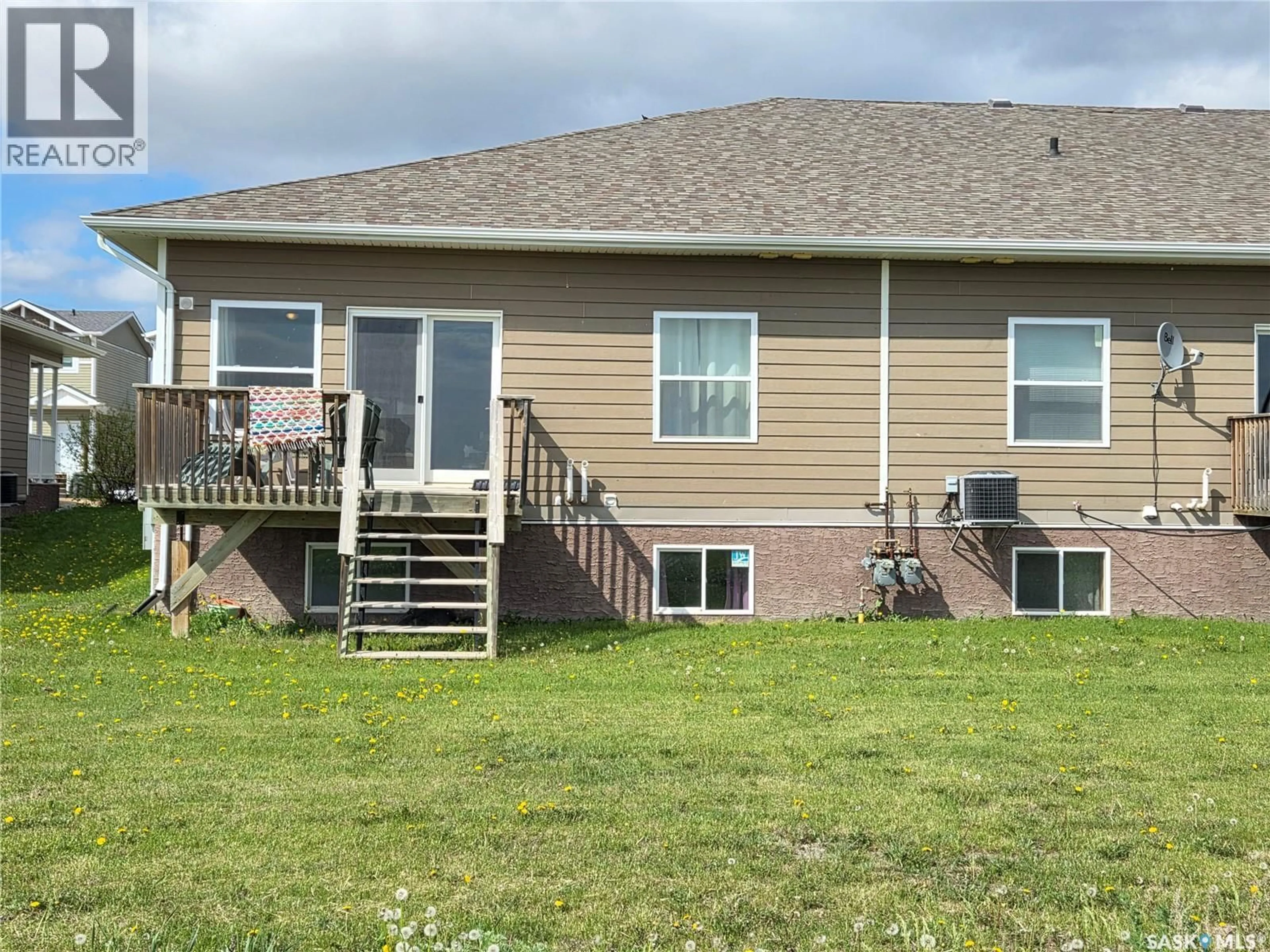 Home with vinyl exterior material, unknown for 4 - 4 RUCKLE ROAD, Carlyle Saskatchewan S0C0R0
