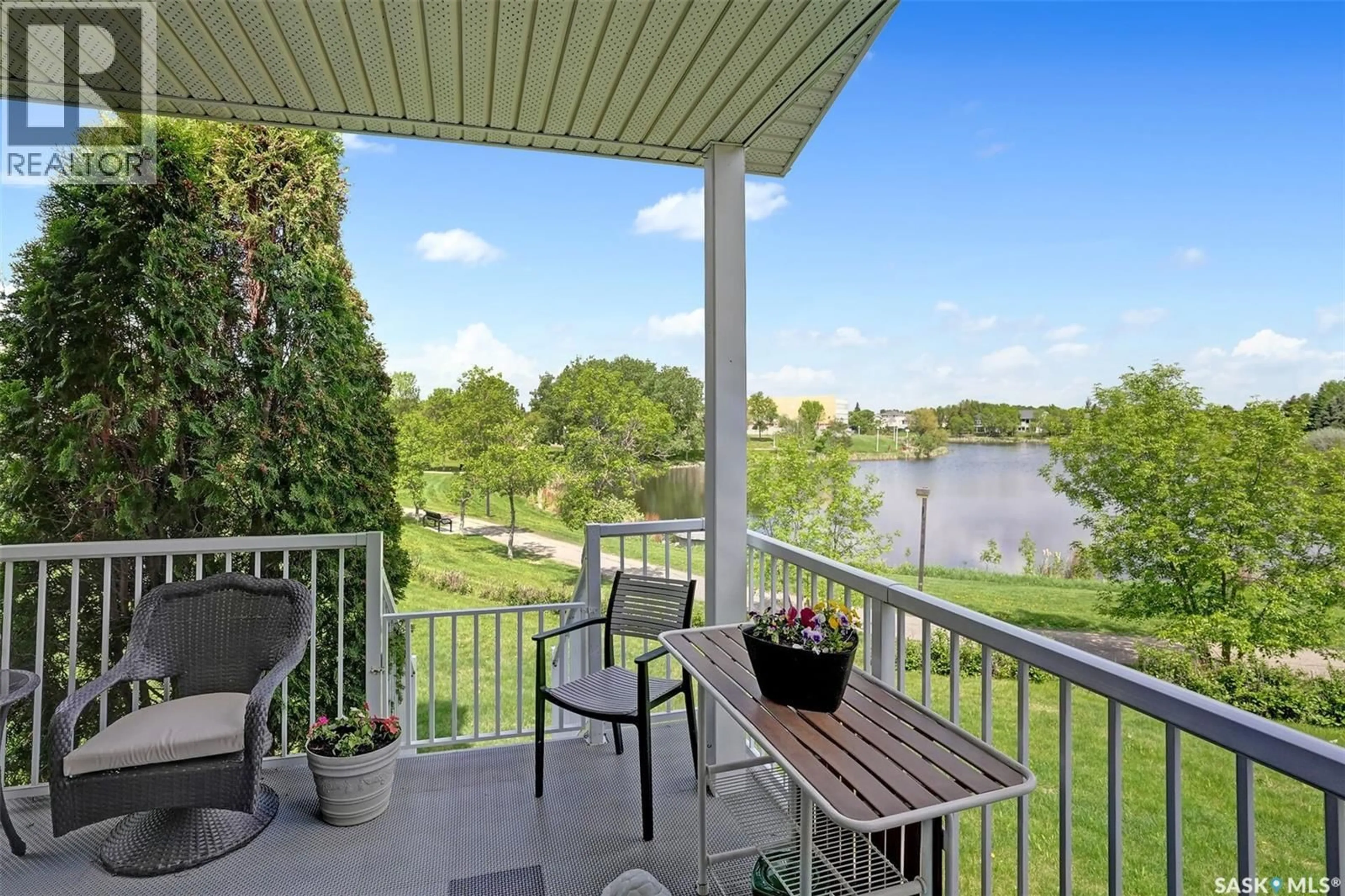 Patio, water/lake/river/ocean view for E - 3320 BUCKINGHAM DRIVE, Regina Saskatchewan S4V2S8
