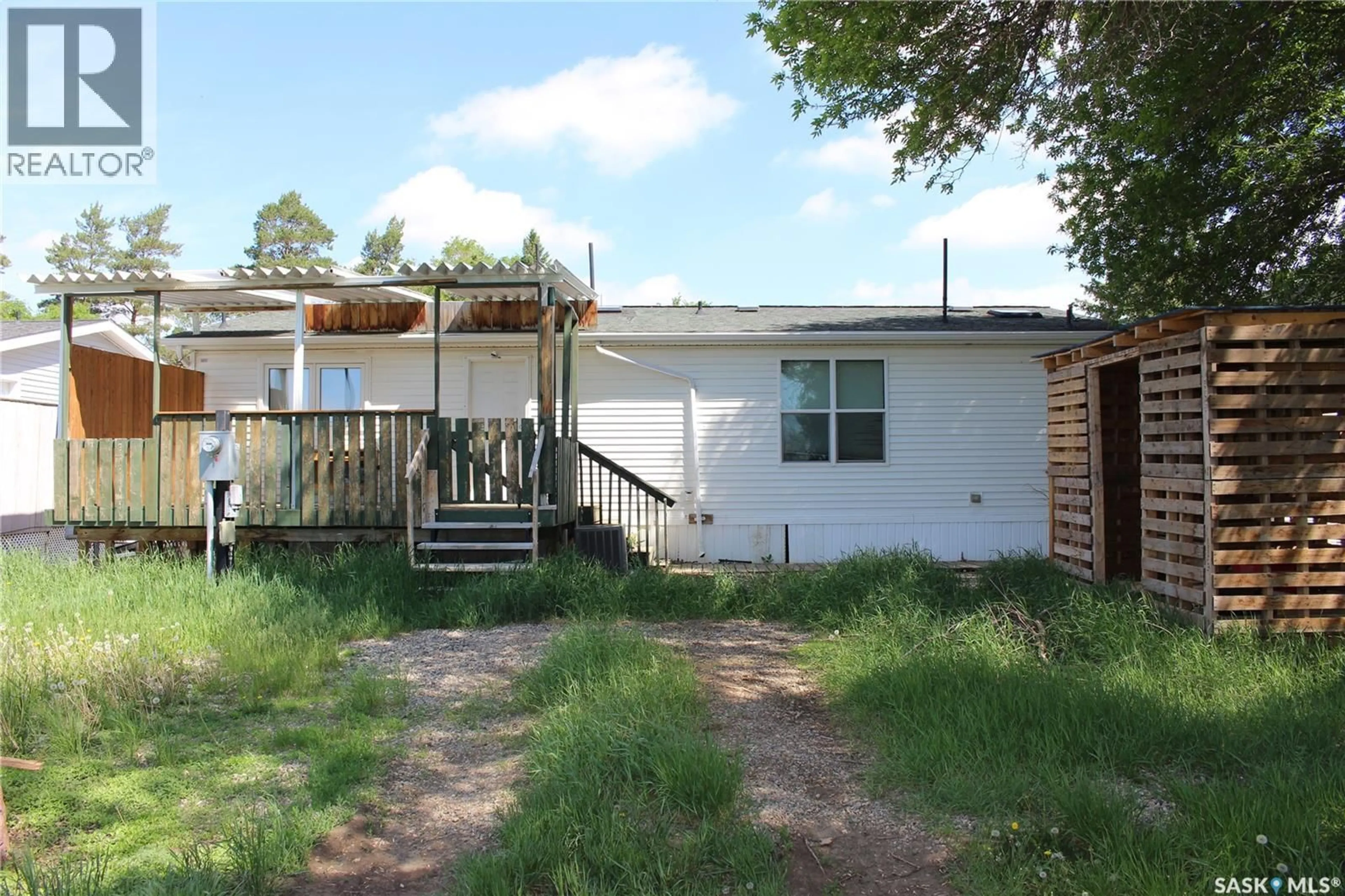 Unknown for D4 - 1295 9TH AVENUE, Moose Jaw Saskatchewan S6J1C5