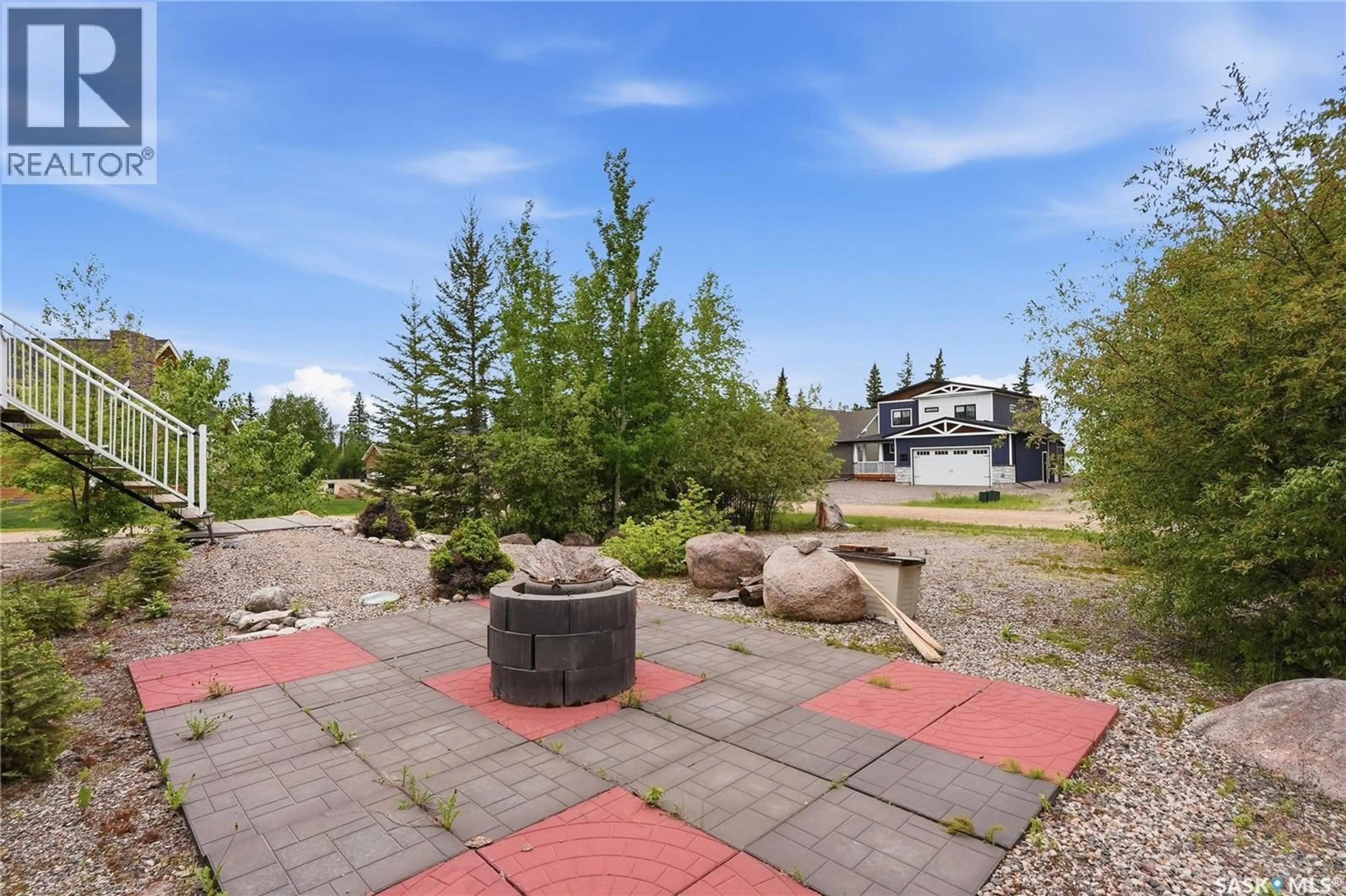 Patio, unknown for 10 ISLANDER DRIVE, Candle Lake Saskatchewan S0J3E0