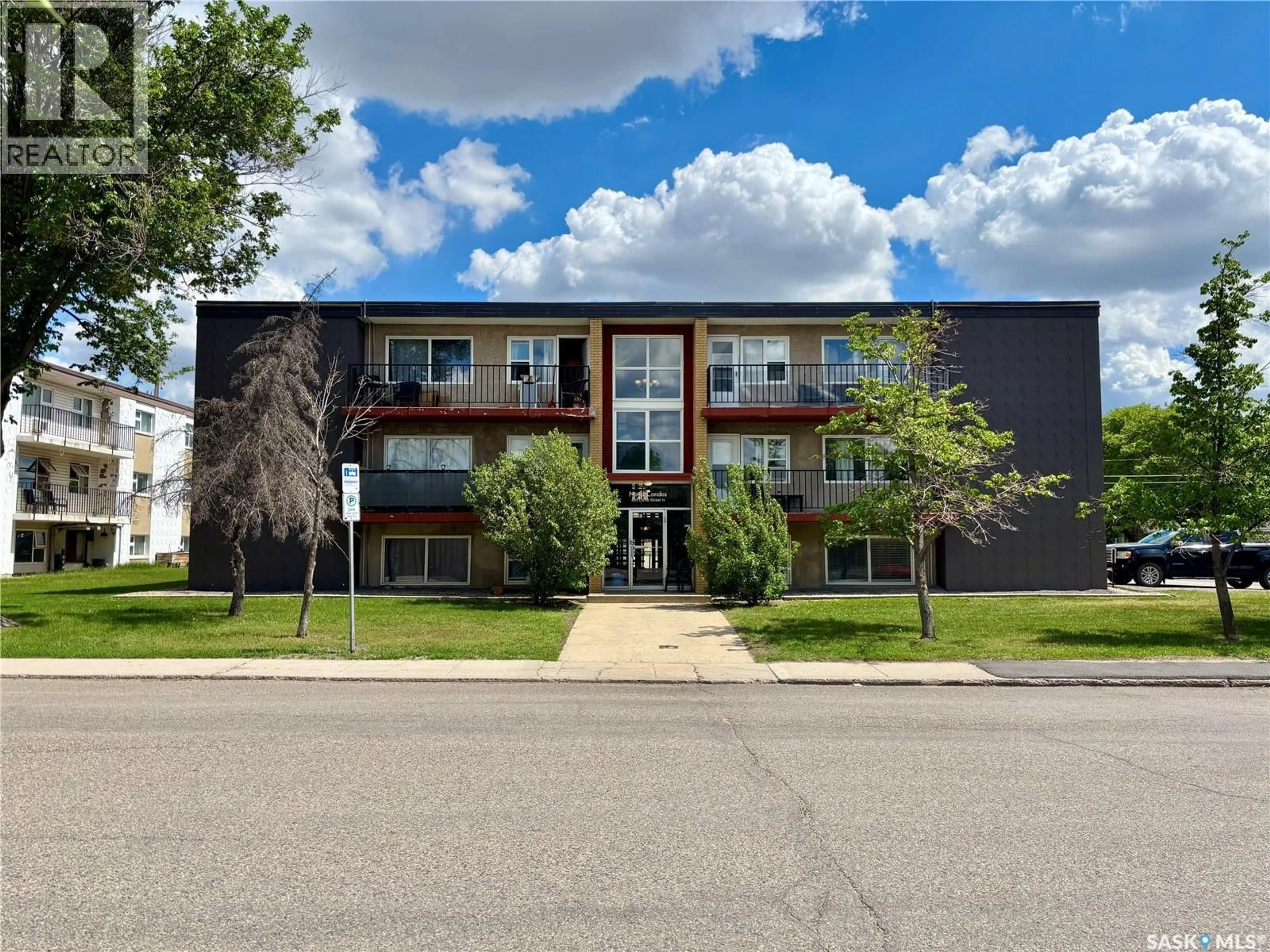 Unknown for 12 405 LORNE STREET N, Regina Saskatchewan S4R3B2