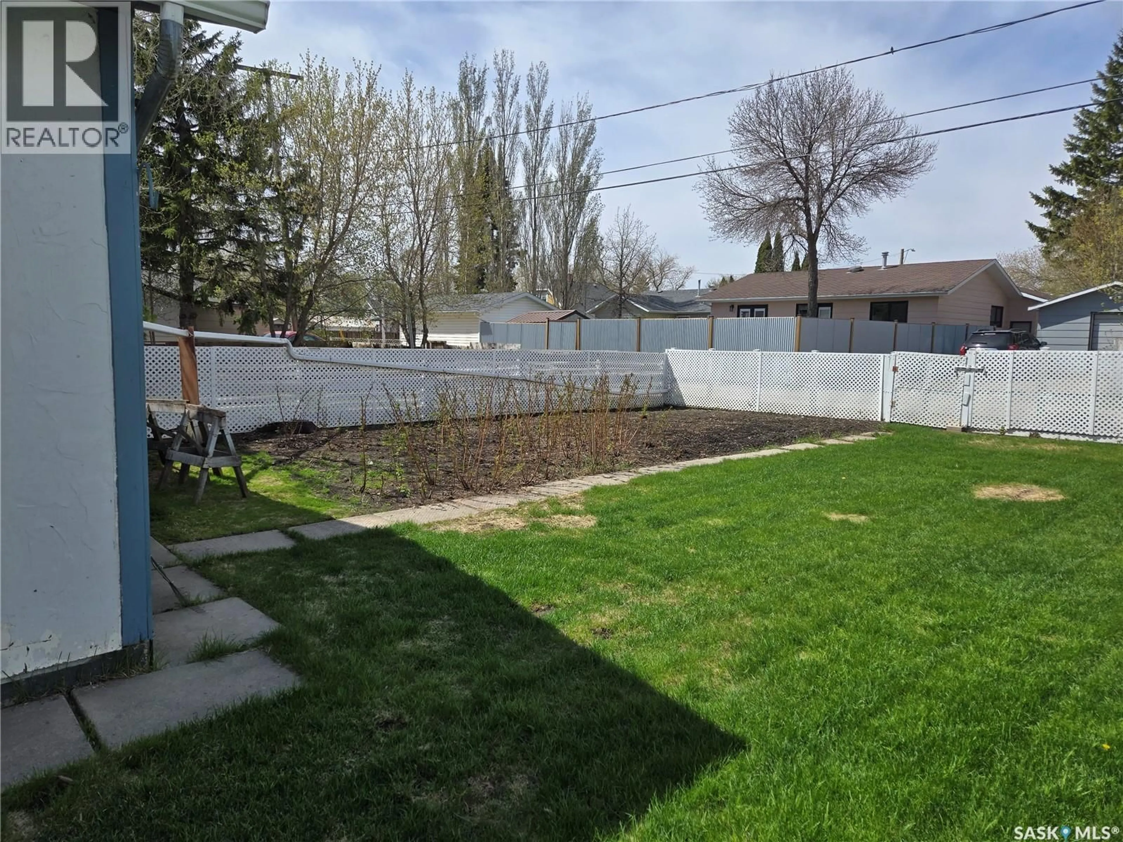 Unknown for 727 10TH STREET, Humboldt Saskatchewan S0K2A0