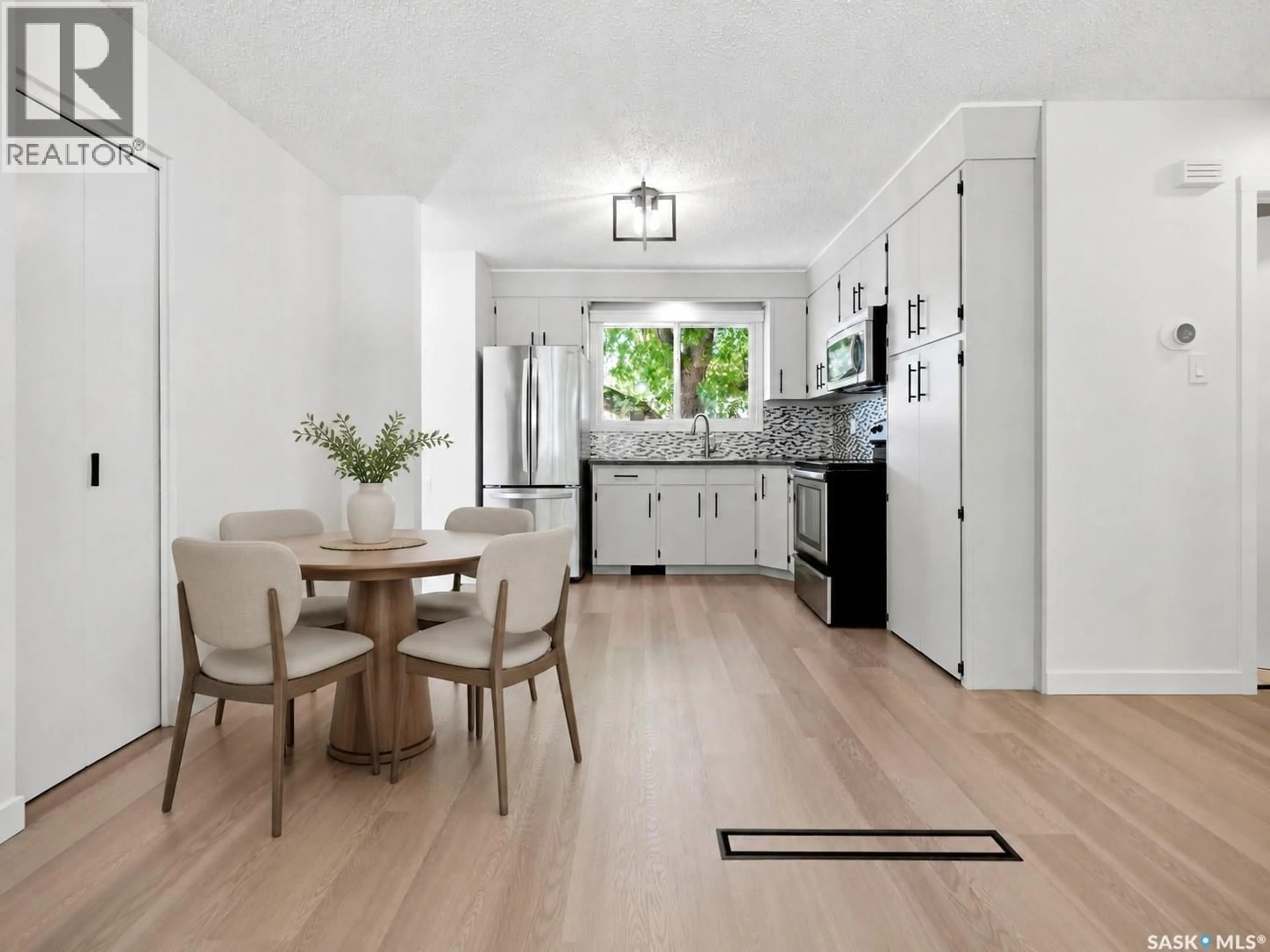 Open concept kitchen, unknown for 116 STRAUB STREET, Regina Saskatchewan S4T6G8