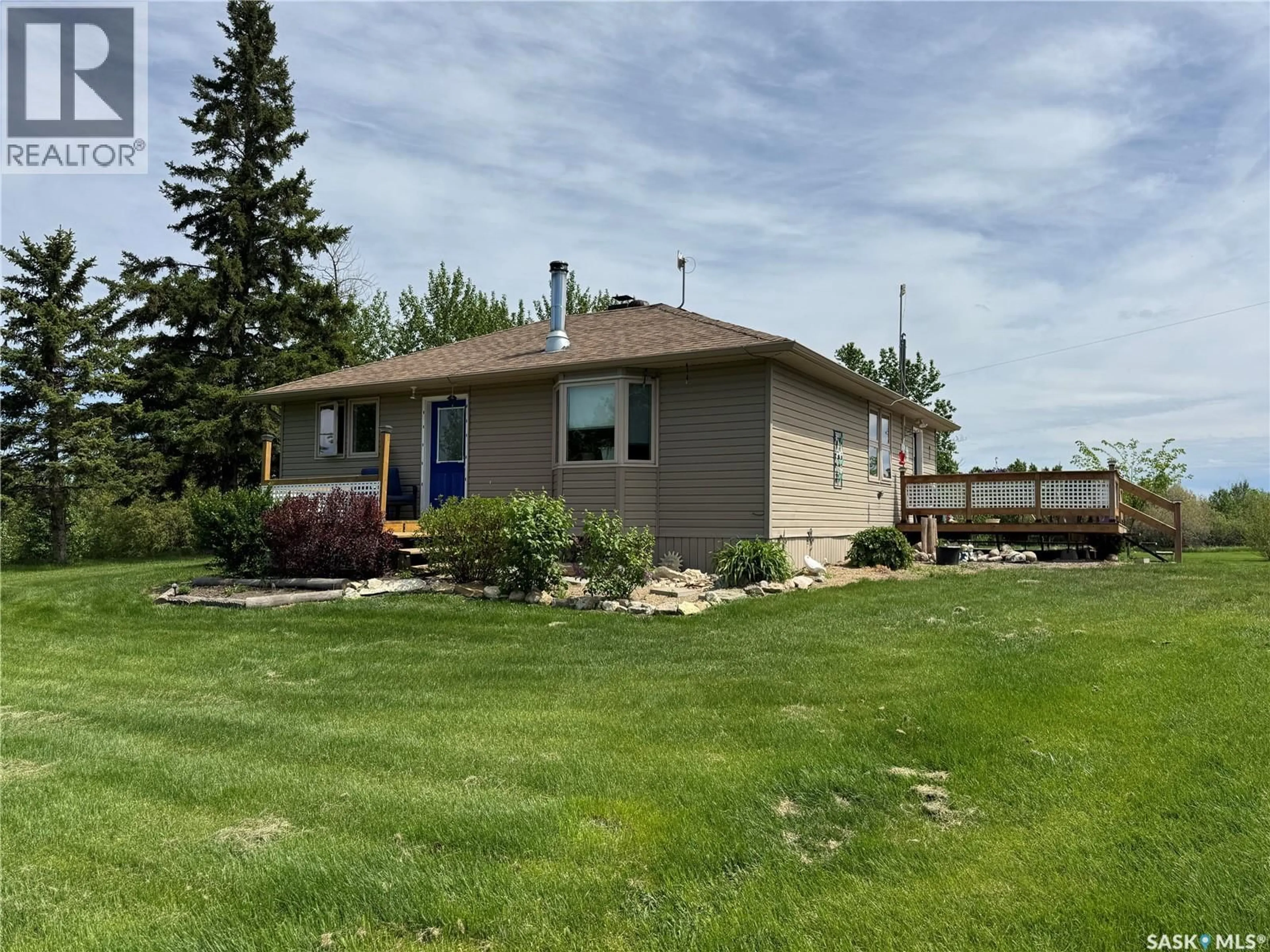 A pic from outside/outdoor area/front of a property/back of a property/a pic from drone, street for SENFT ACREAGE, Big Quill Rm No. 308 Saskatchewan S0A4T0