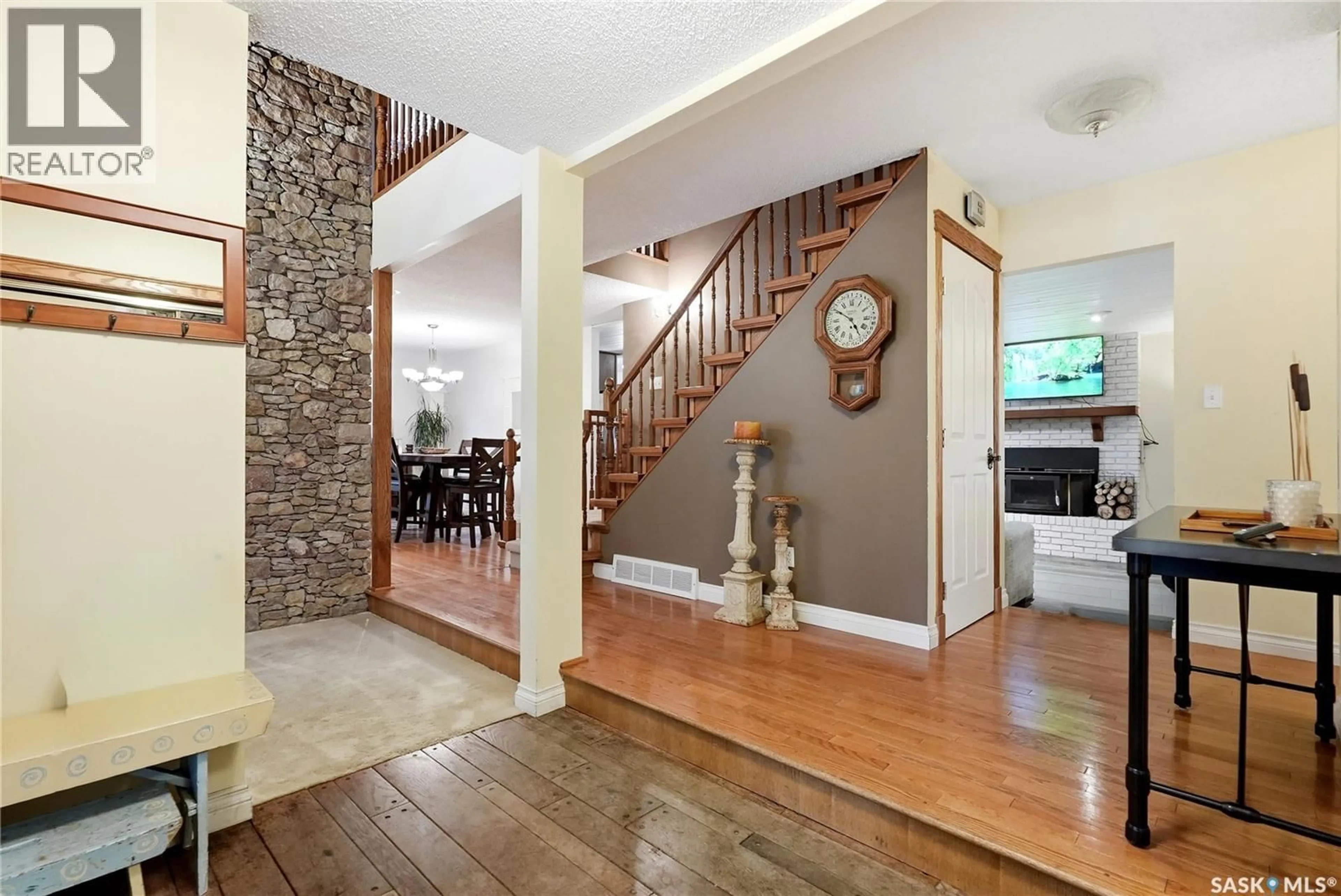 Unknown for 206 WILLOUGHBY CRESCENT, Saskatoon Saskatchewan S7H4W7