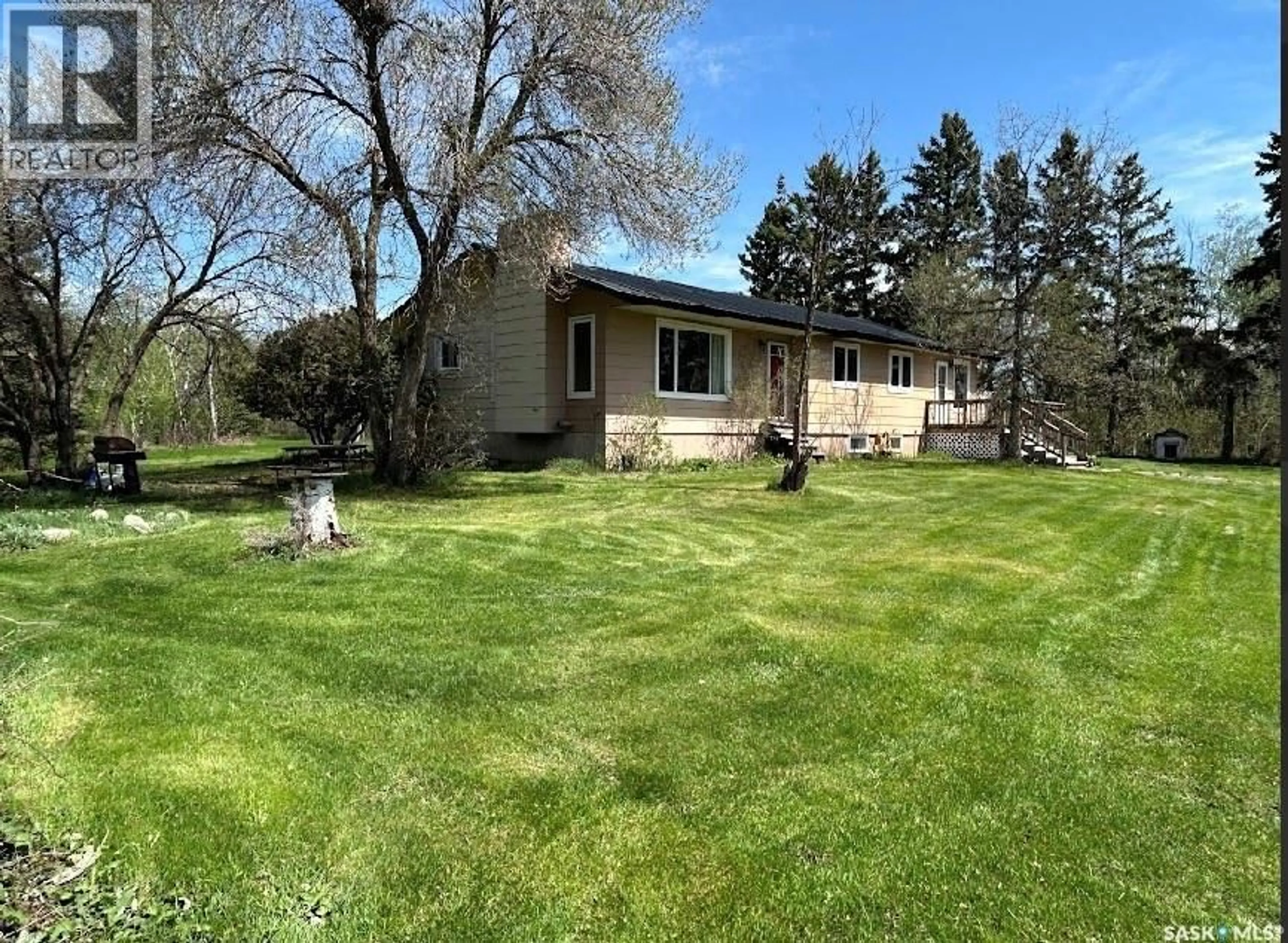 A pic from outside/outdoor area/front of a property/back of a property/a pic from drone, unknown for INVERMAY ACREAGE, Invermay Rm No. 305 Saskatchewan S0A1M0