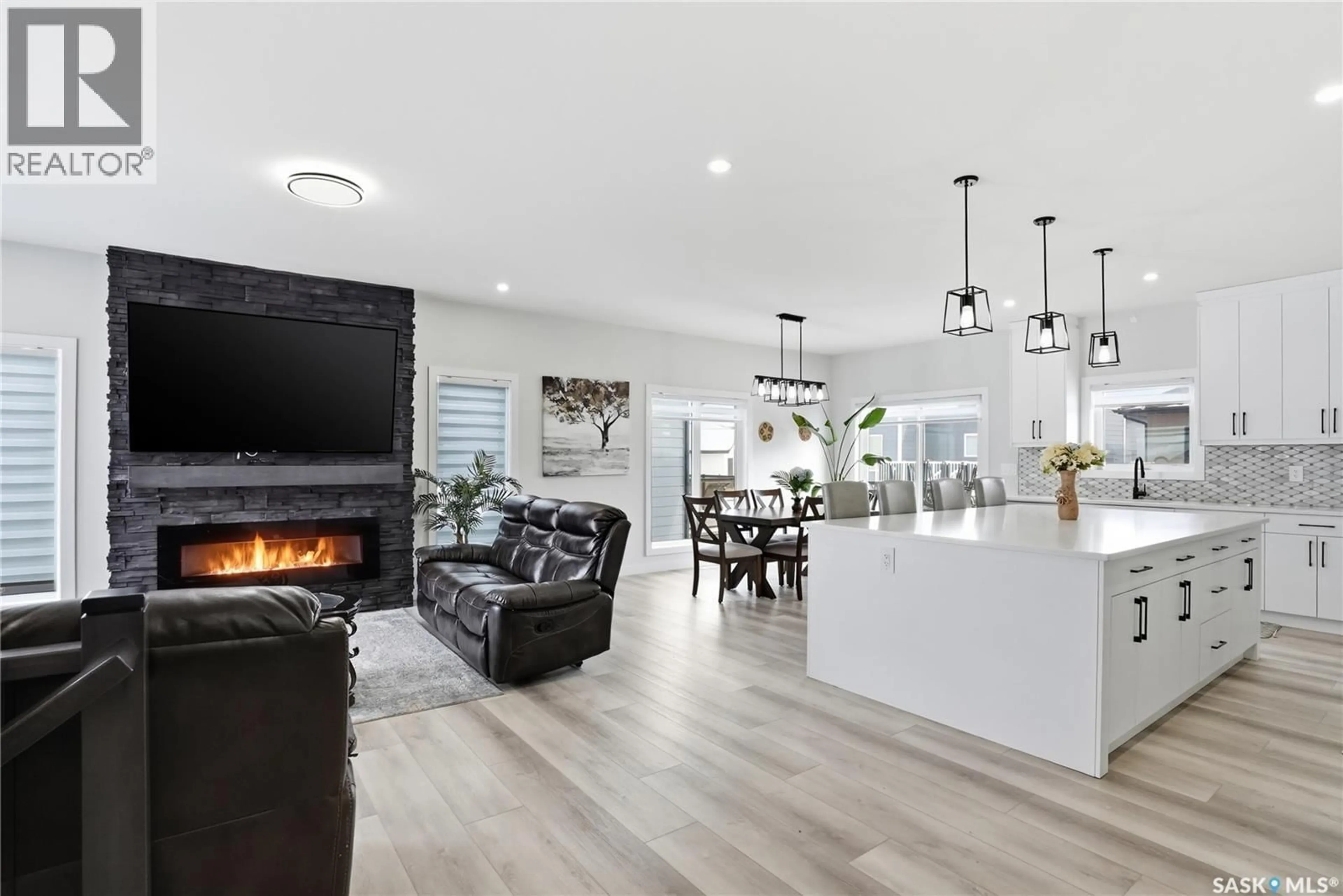 Open concept kitchen, unknown for 271 DZIADYK MANOR, Saskatoon Saskatchewan S7V1M5