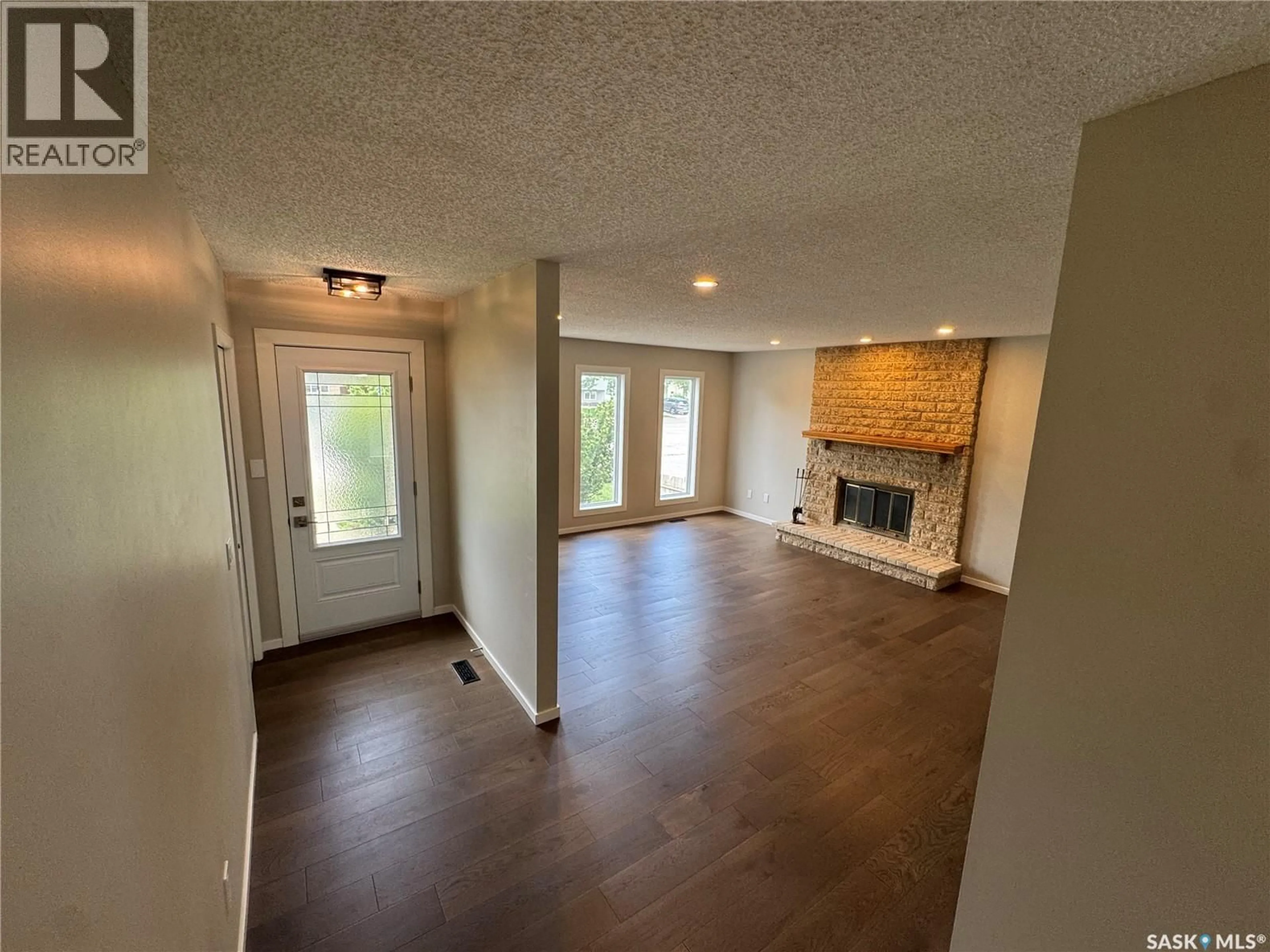 A pic of a room for 7019 SHERWOOD DRIVE, Regina Saskatchewan S4X2V5