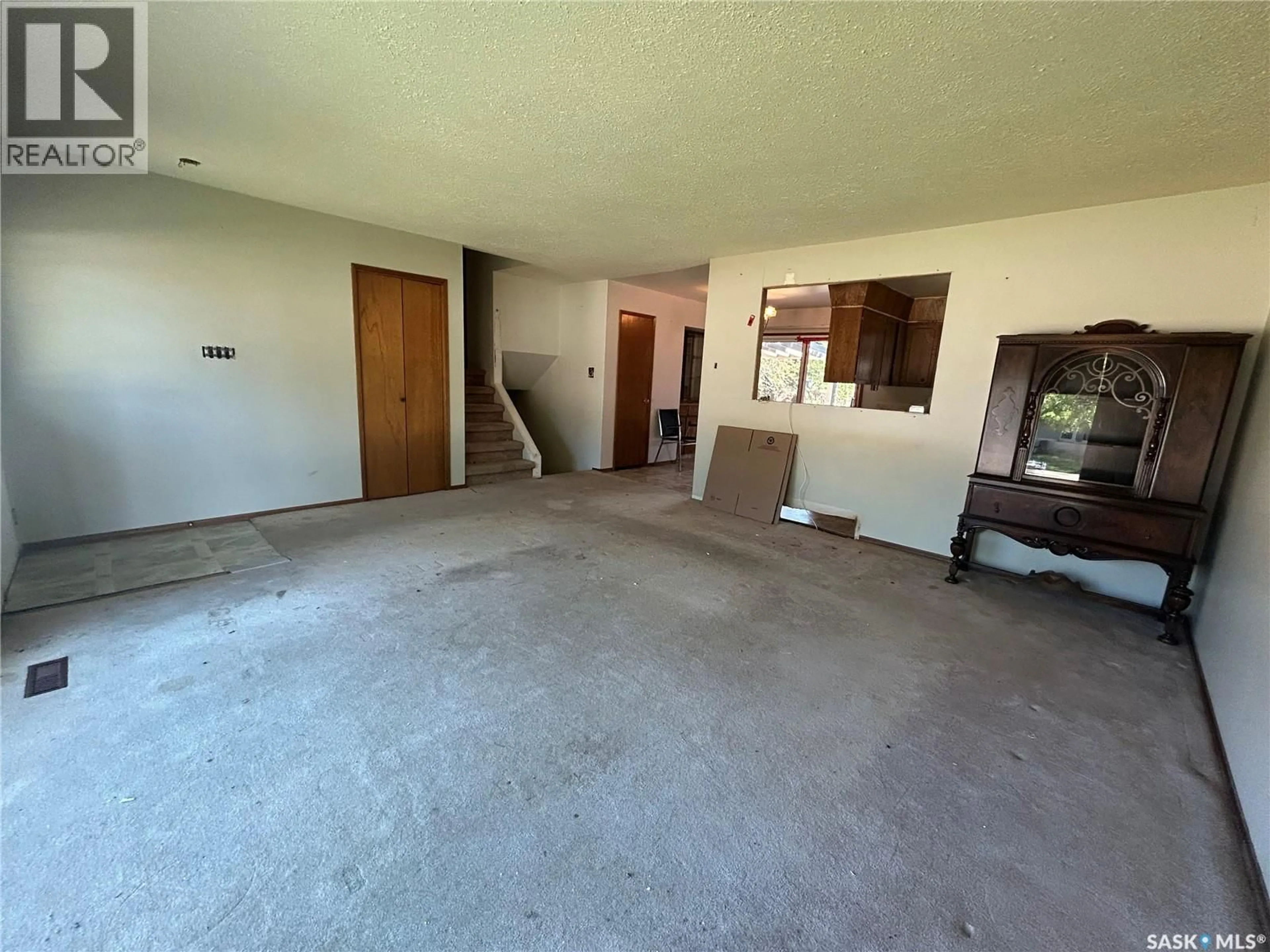 A pic of a room for 1639 11TH AVENUE, Moose Jaw Saskatchewan S6H6M5