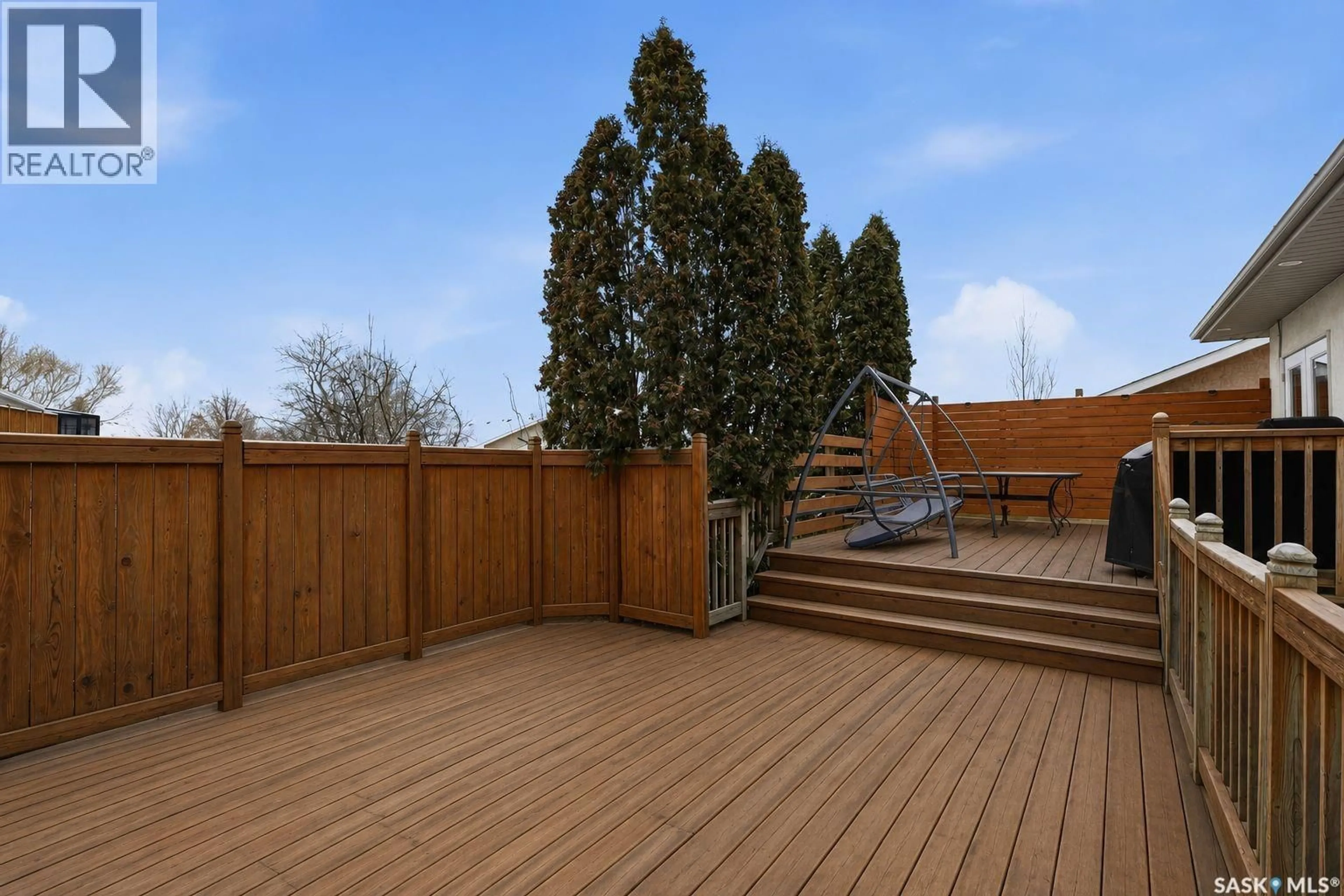 Patio, unknown for 1031 CARR CRESCENT, Saskatoon Saskatchewan S7S1L8
