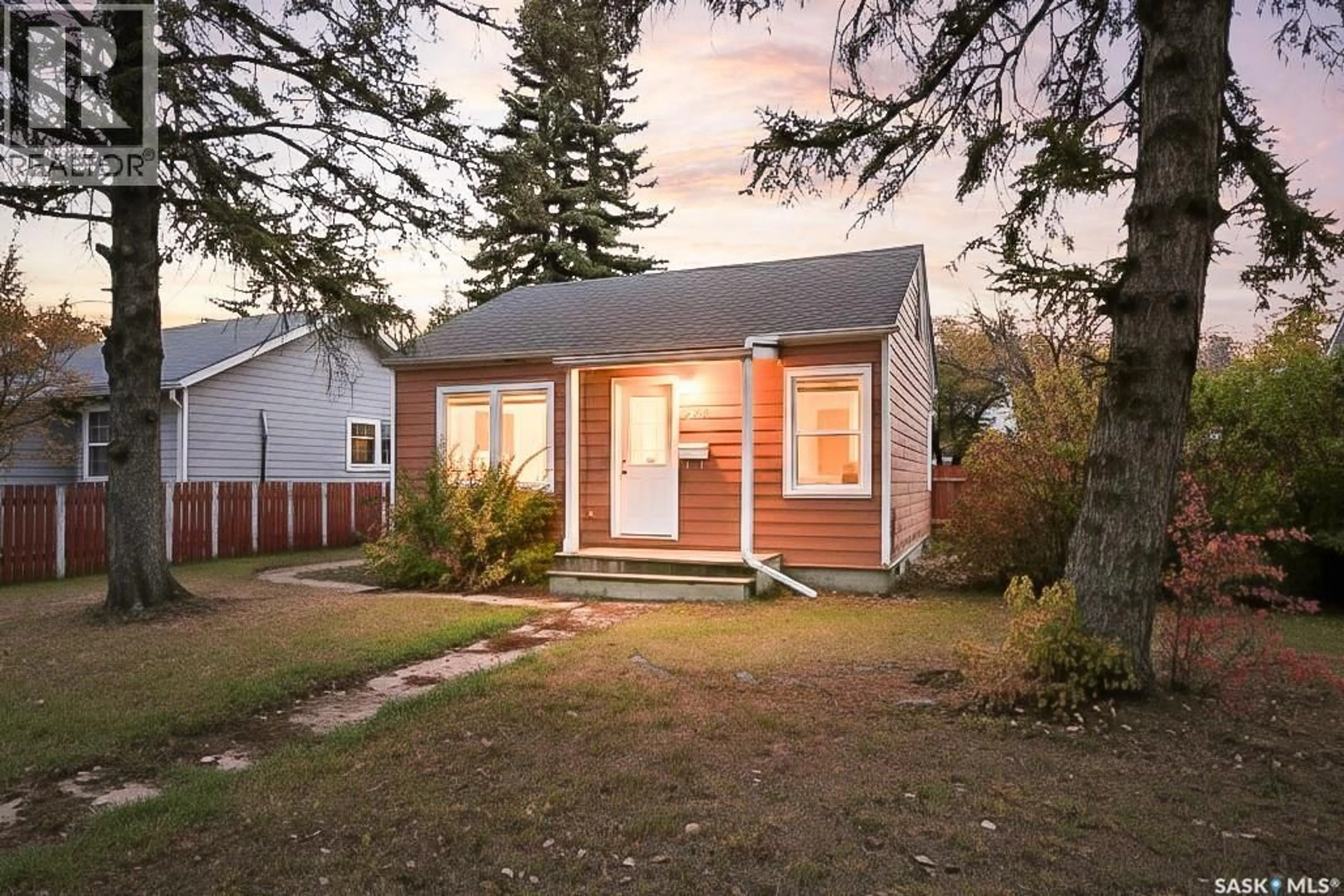 Unknown for 826 ATHABASCA STREET, Moose Jaw Saskatchewan S6H0M7