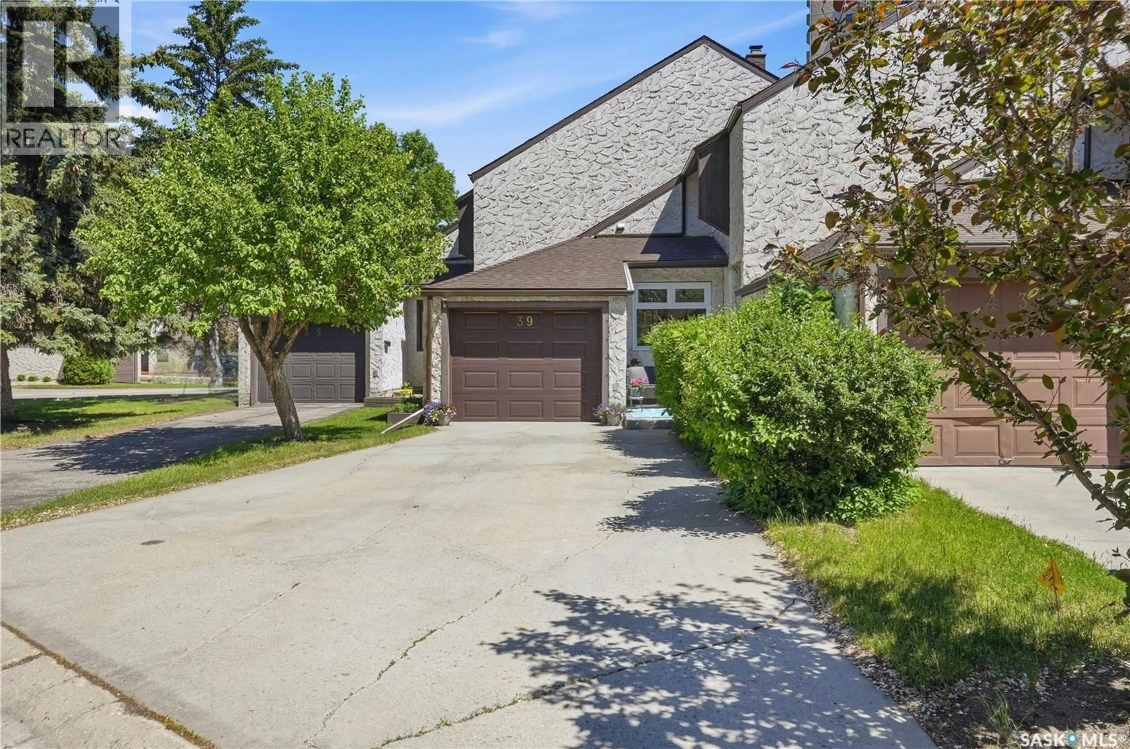 Unknown for 39 LAVERENDRYE WAY, Regina Saskatchewan S4S5Z6