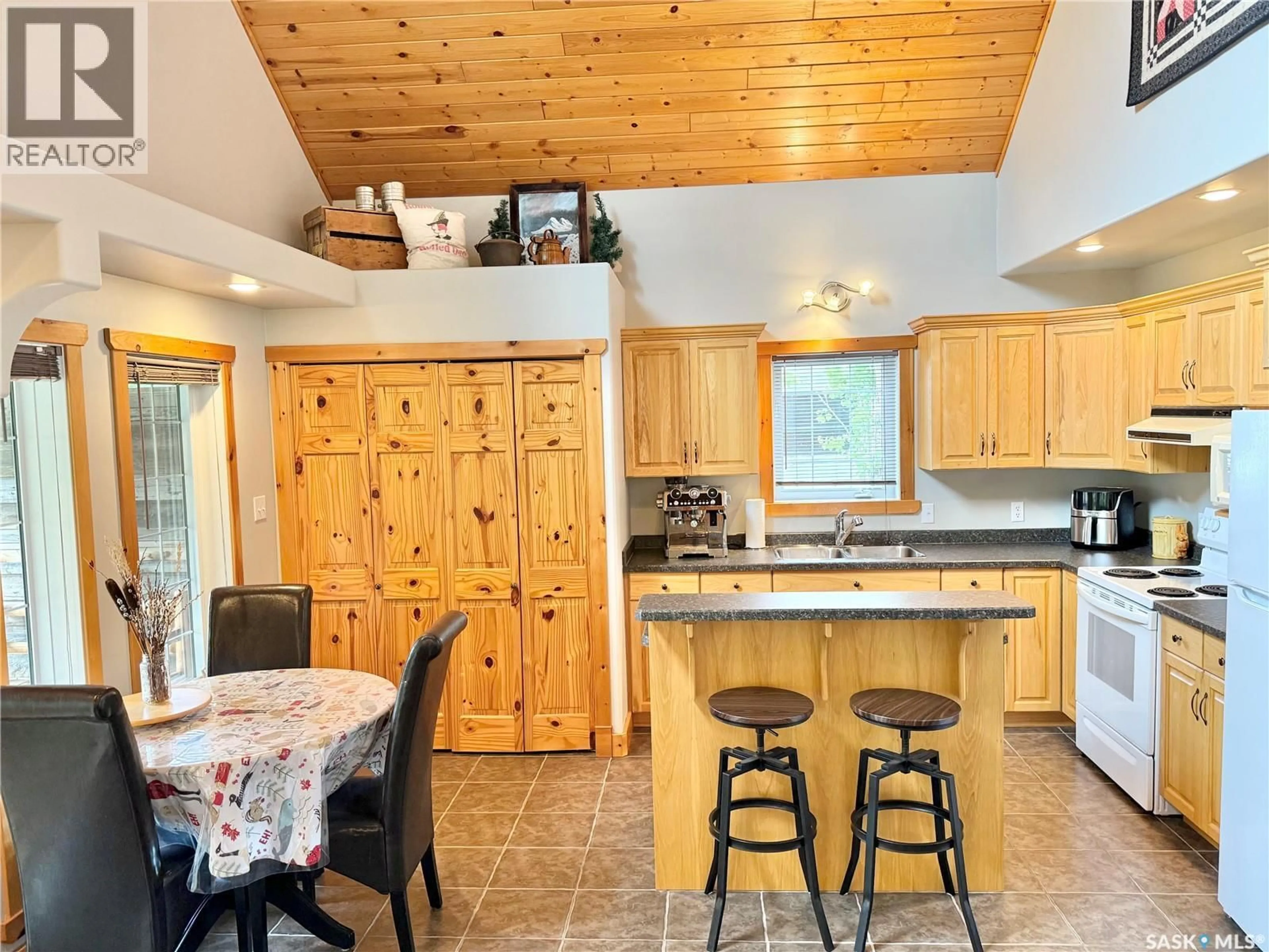 Open concept kitchen, unknown for 327 VENTURE ROAD, Pebble Baye Saskatchewan S0J2G0