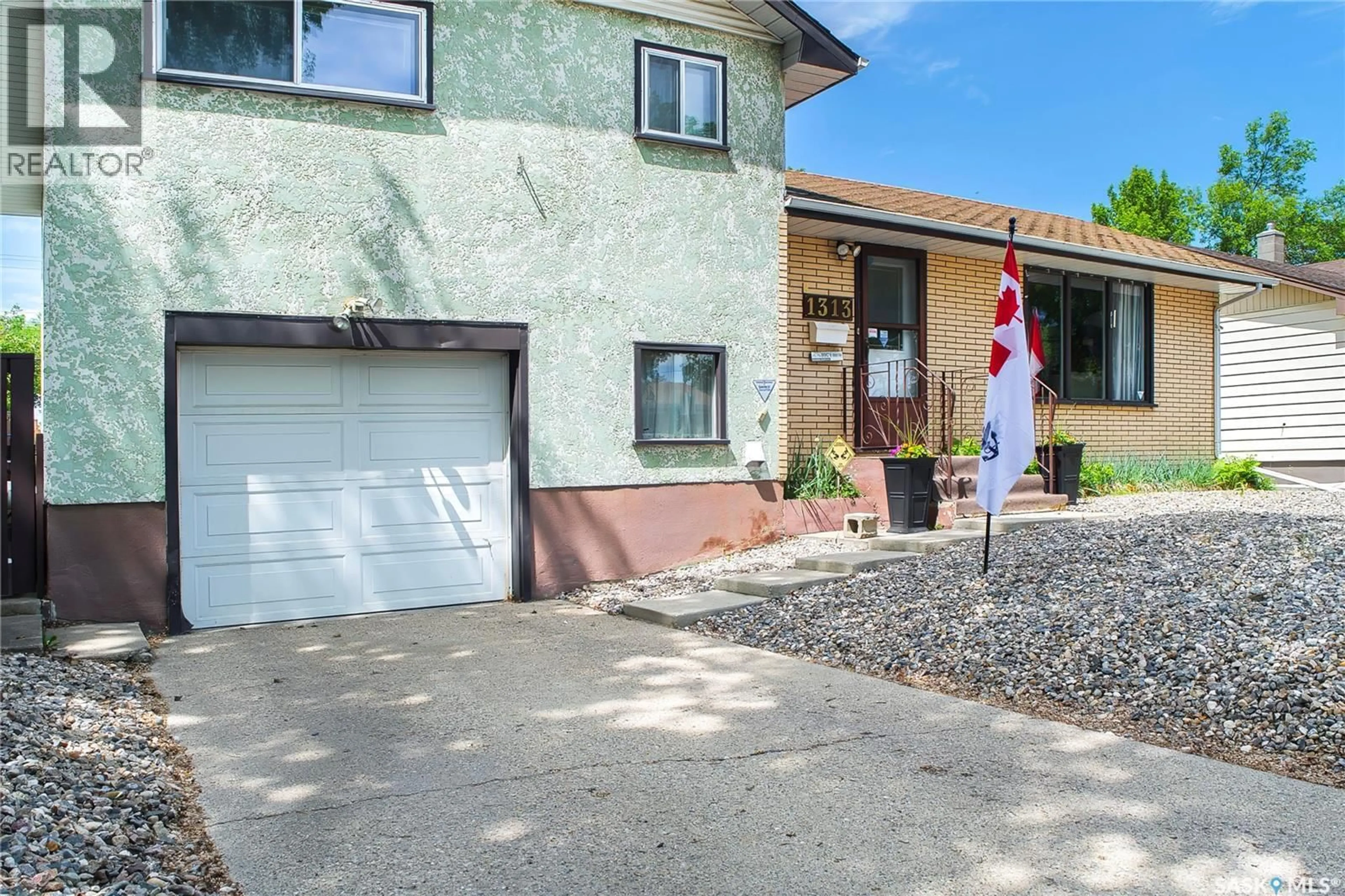 Unknown for 1313 N AVENUE S, Saskatoon Saskatchewan S7M2R2