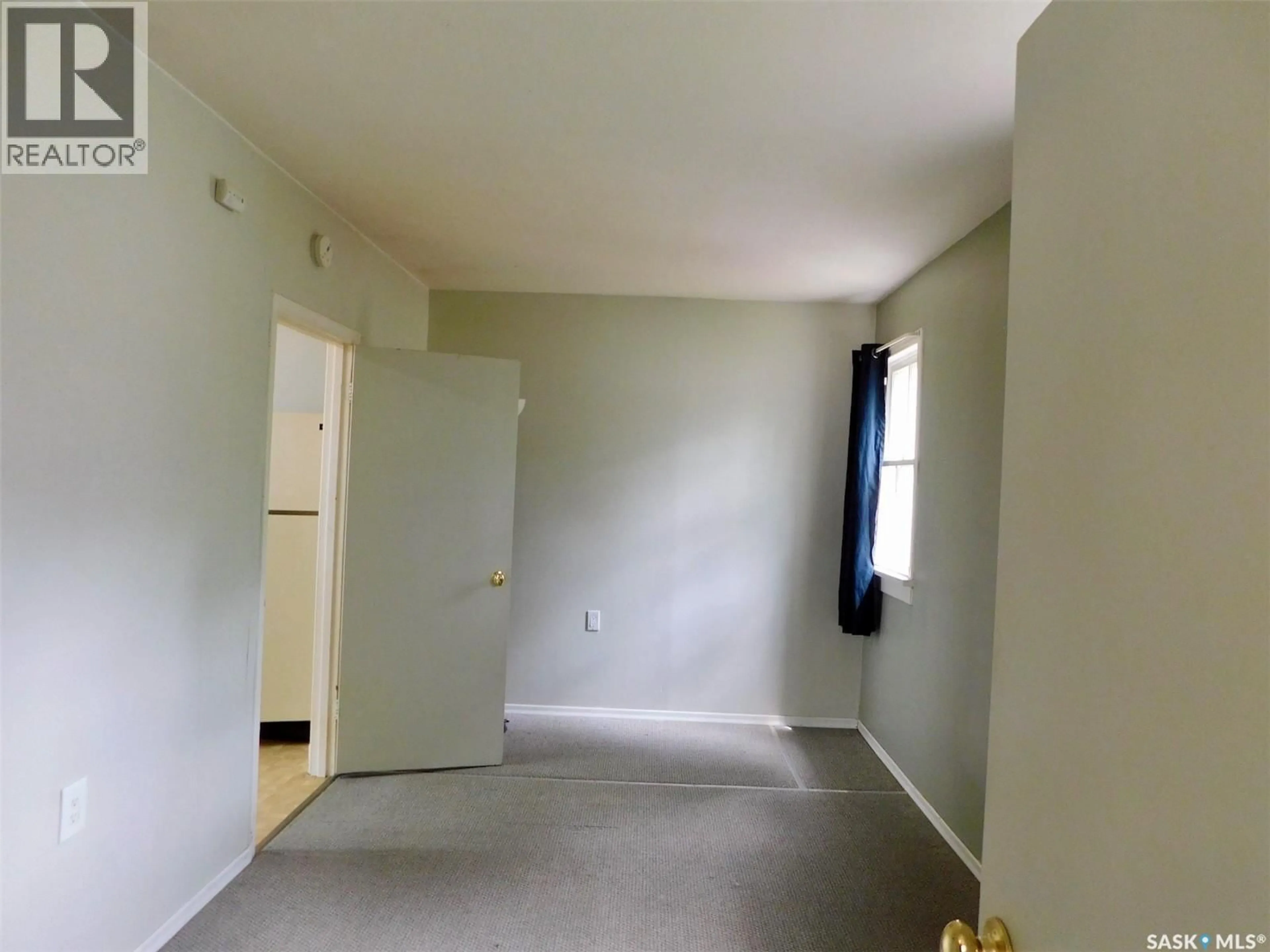 A pic of a room for 227 2ND AVENUE, Assiniboia Saskatchewan S0H0B0