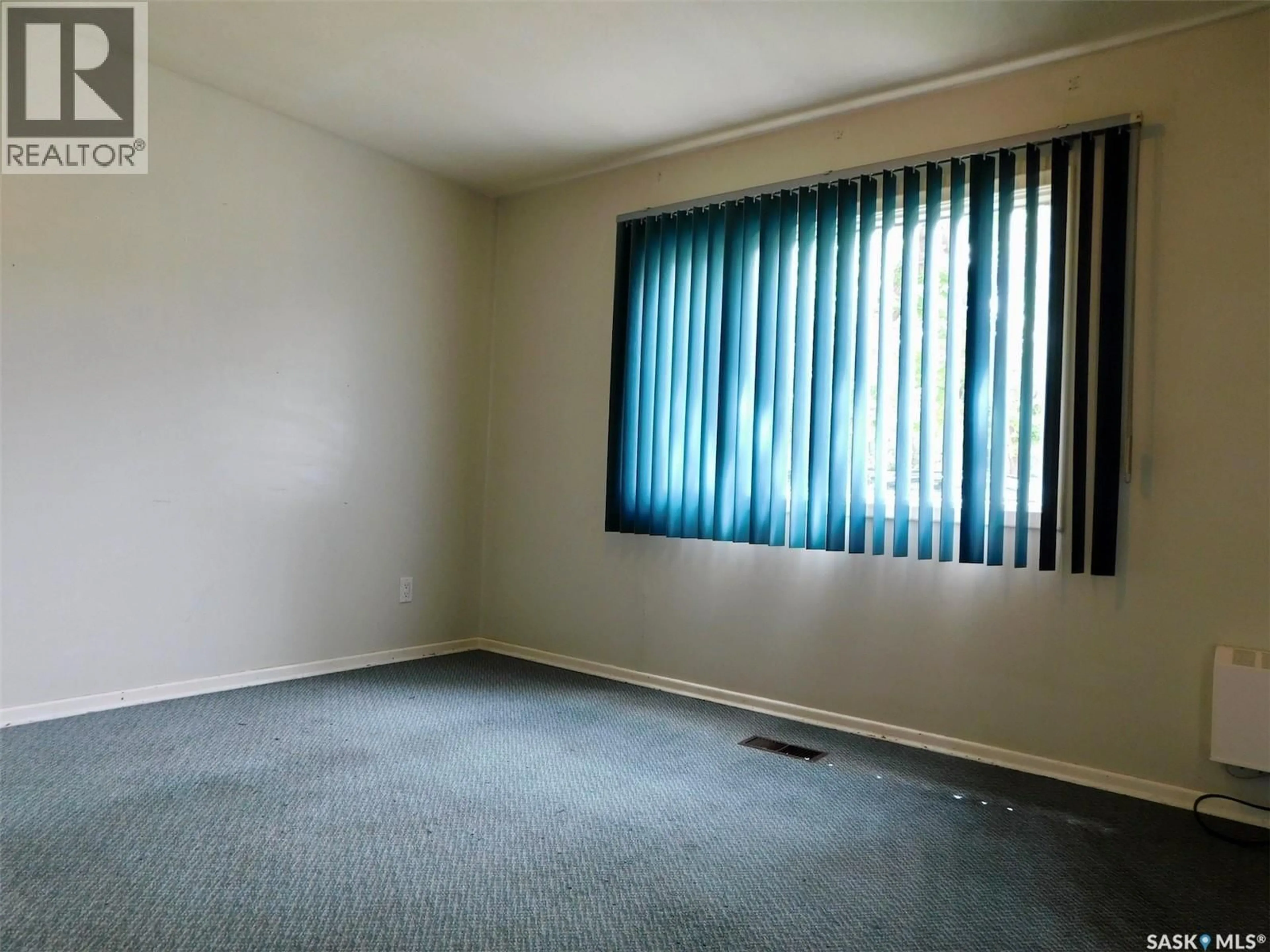 A pic of a room for 227 2ND AVENUE, Assiniboia Saskatchewan S0H0B0