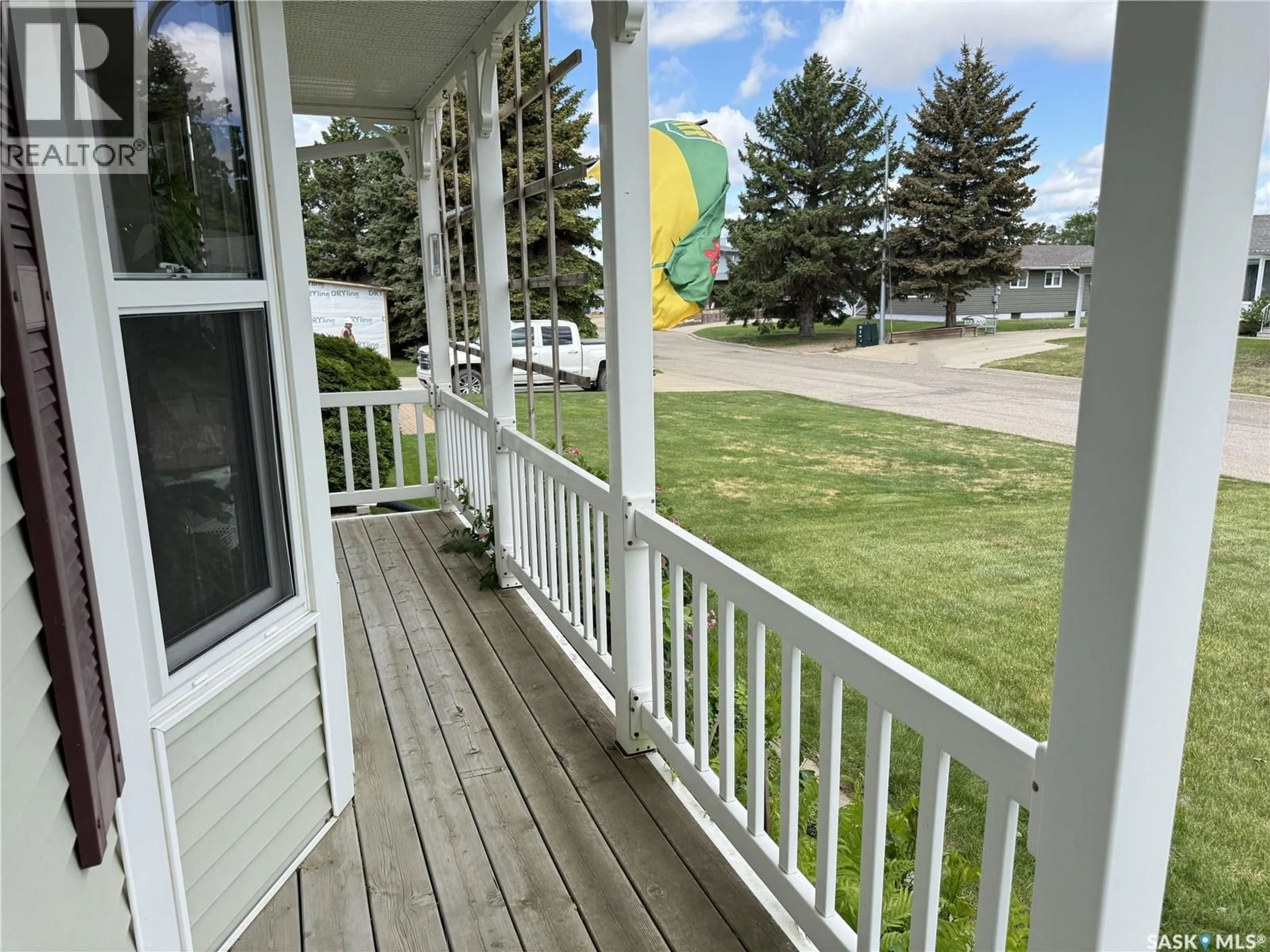 Patio, unknown for 23 TUFTS CRESCENT, Outlook Saskatchewan S0L2N0