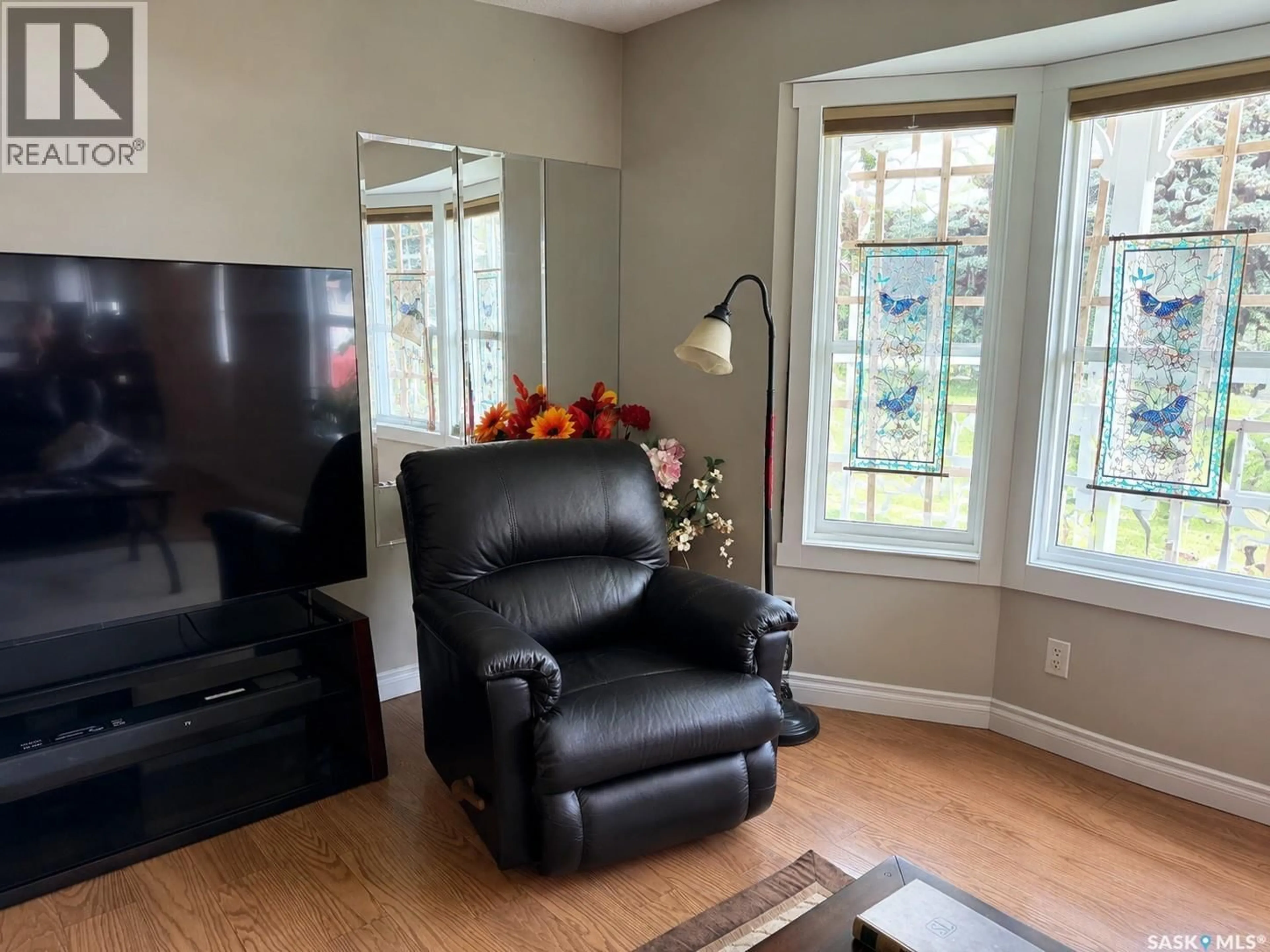 Living room with furniture, unknown for 23 TUFTS CRESCENT, Outlook Saskatchewan S0L2N0