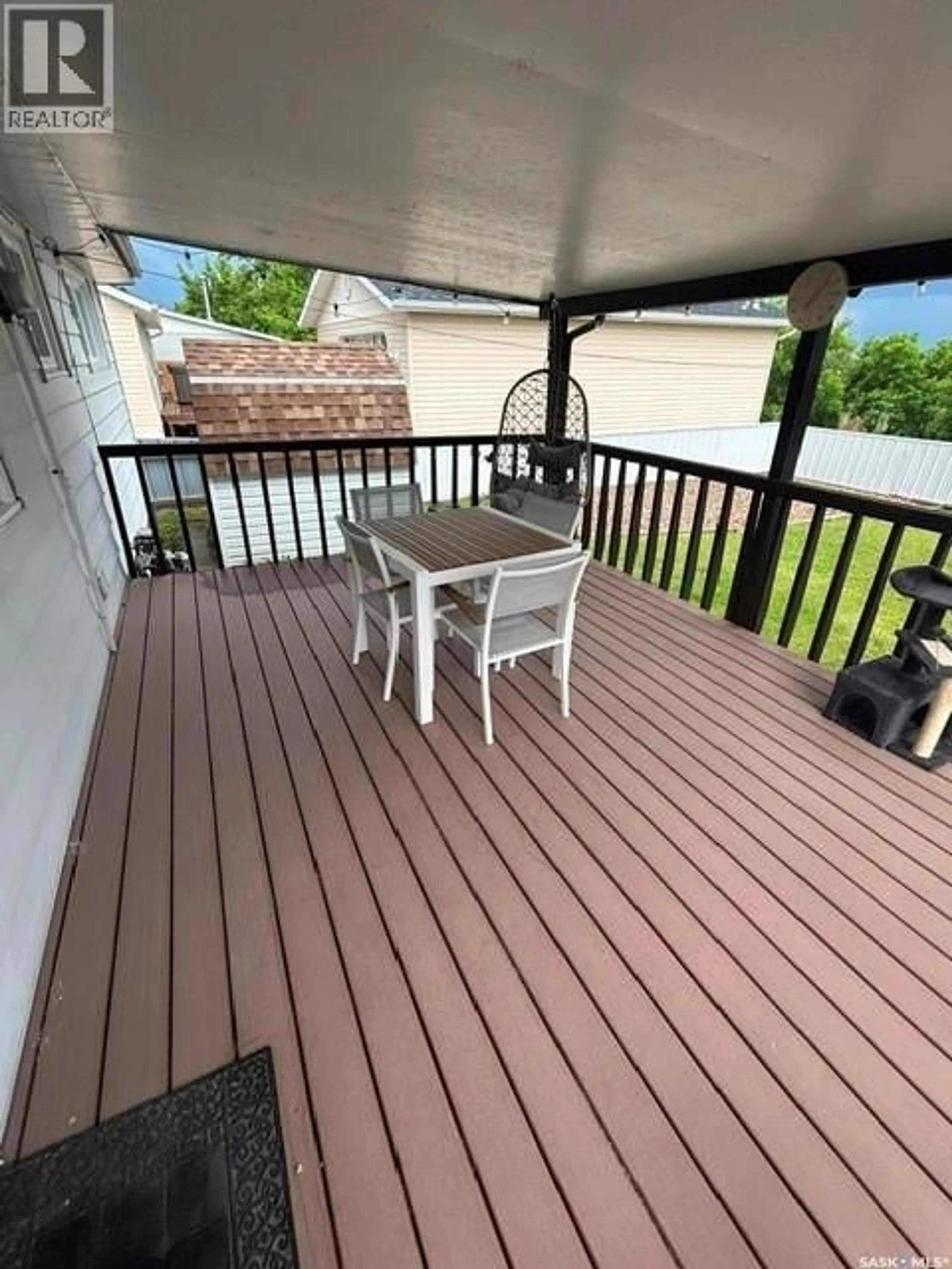 Patio, unknown for 112 MCDONALD ROAD, Estevan Saskatchewan S4A0B8