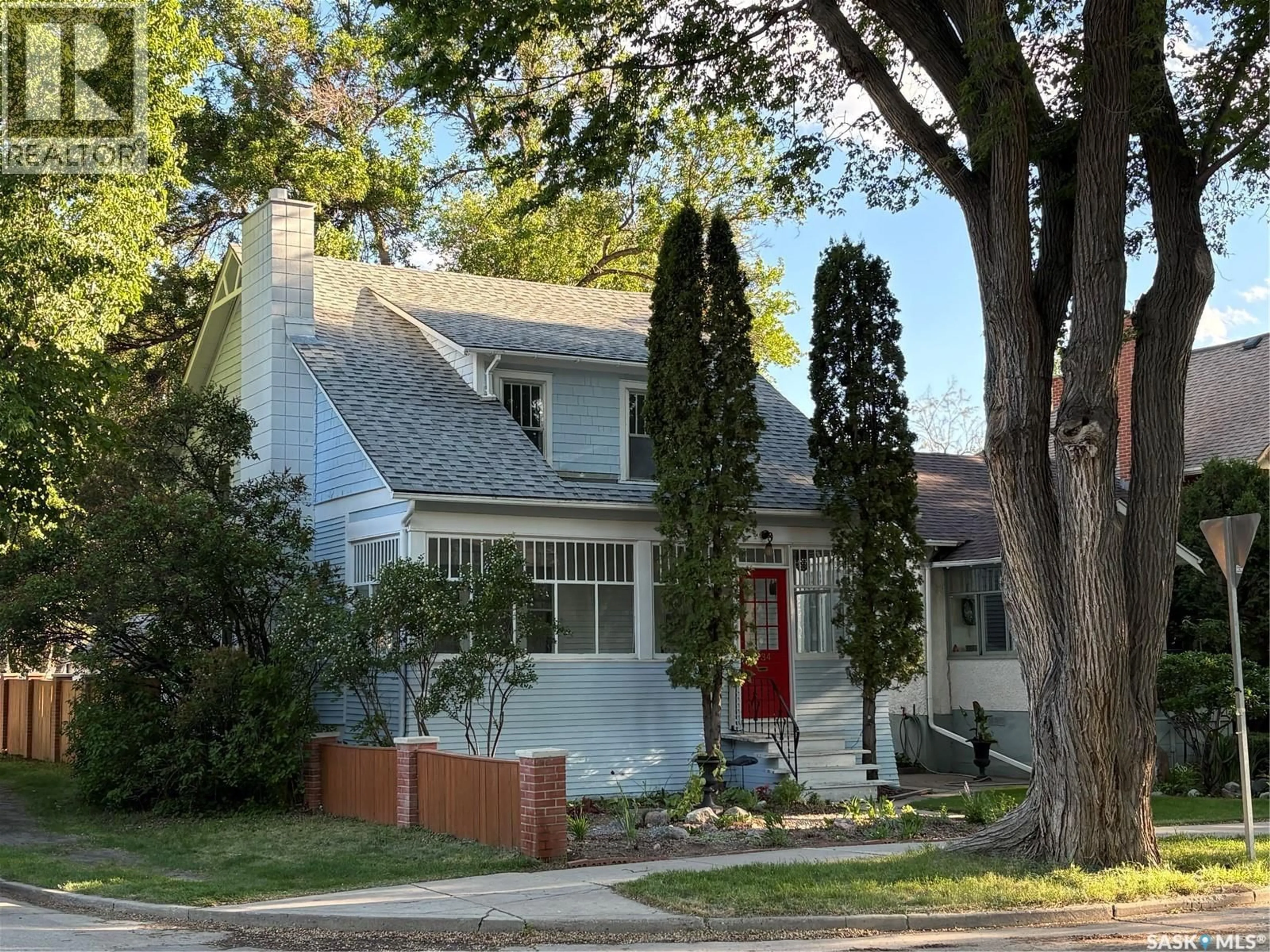 Home with brick exterior material, street for 734 10TH STREET, Saskatoon Saskatchewan S7H0H1